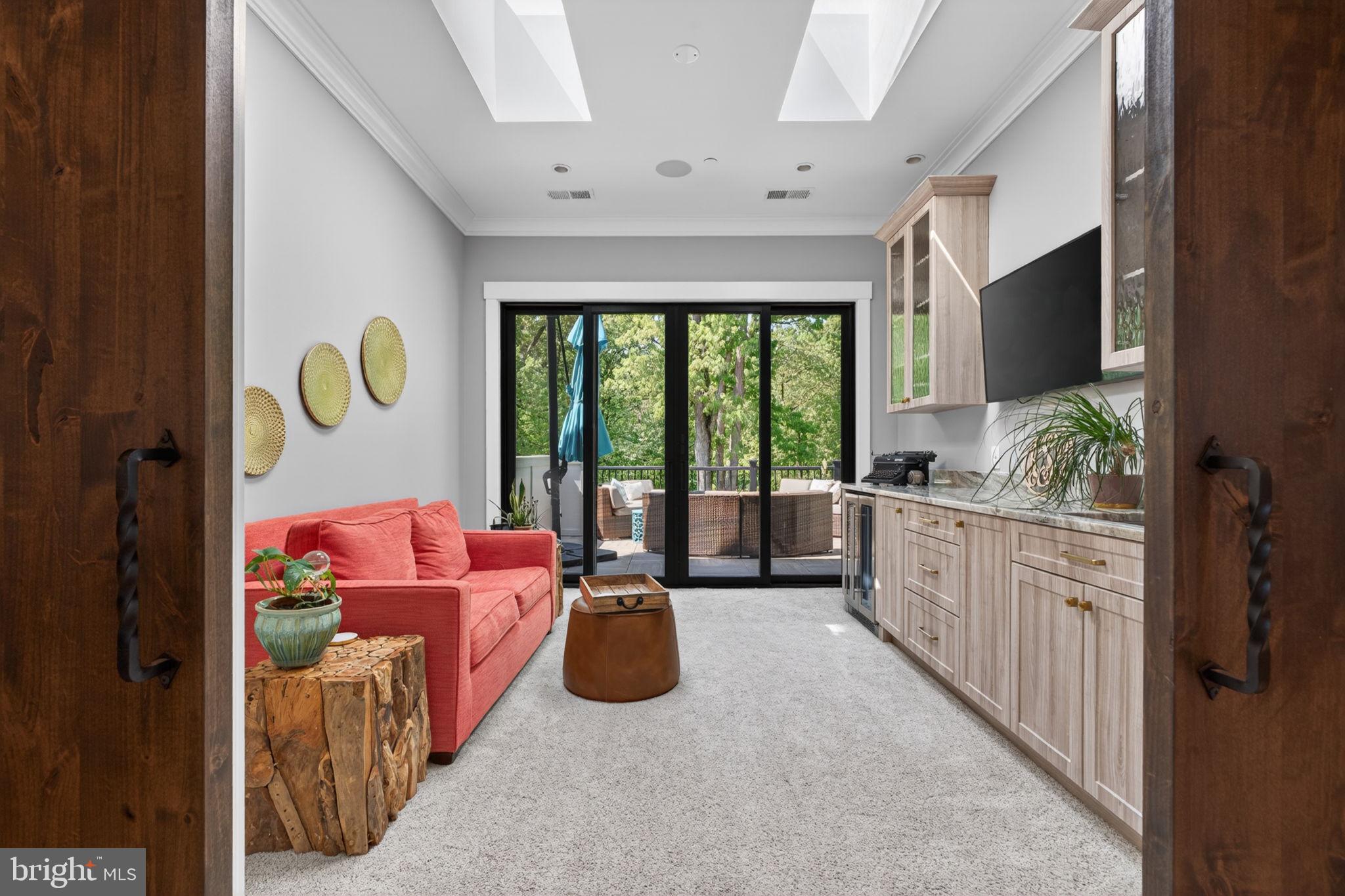 KENTLANDS - Residential