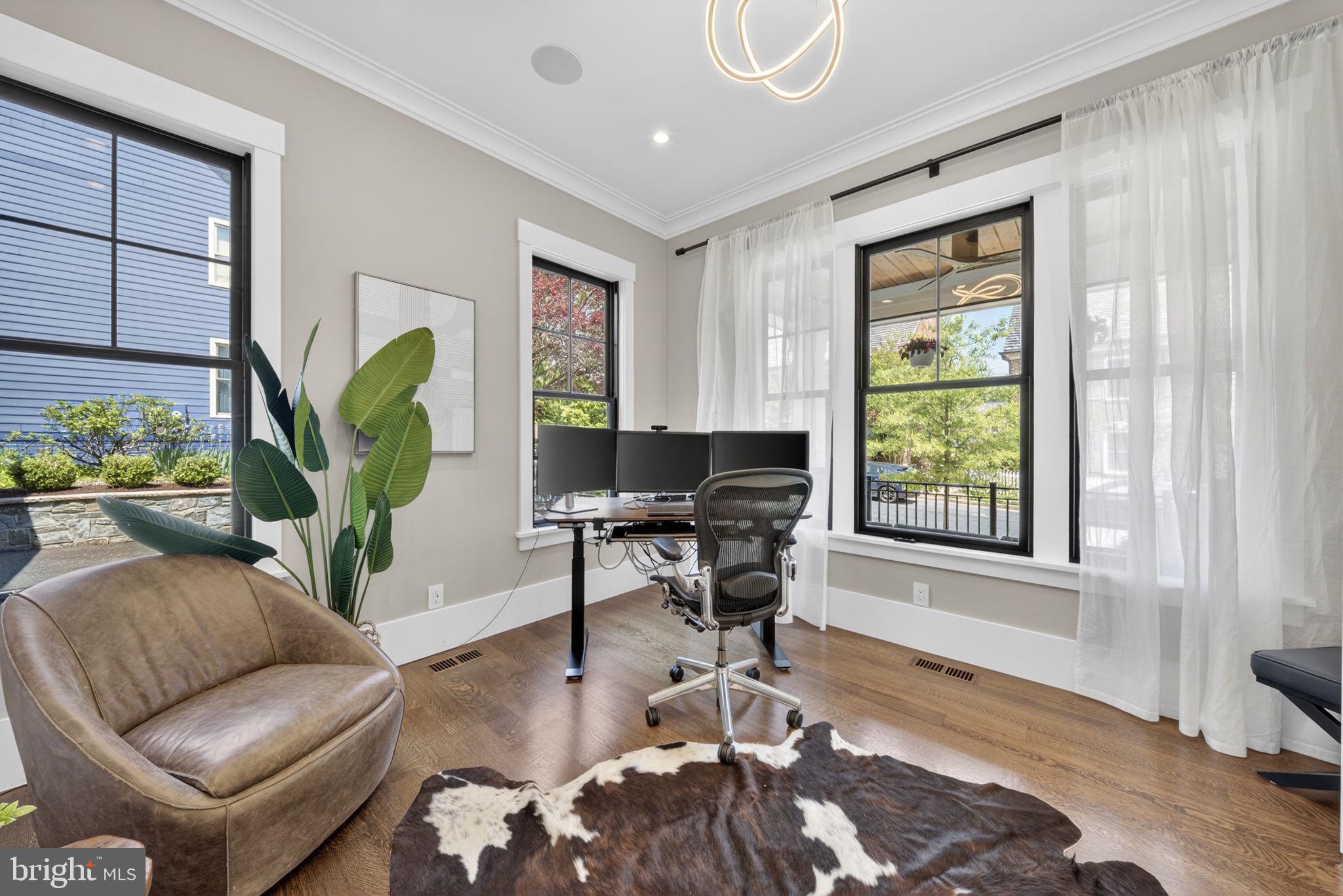 KENTLANDS - Residential