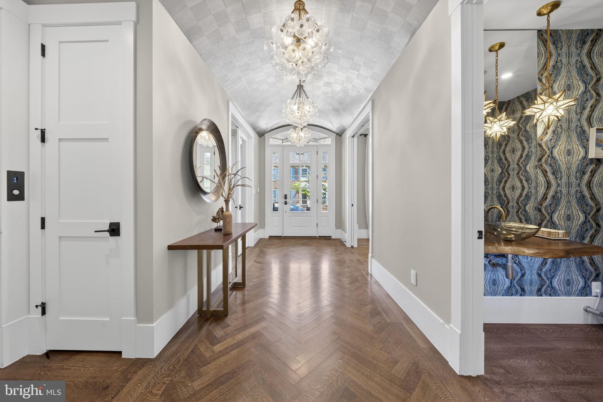 KENTLANDS - Residential