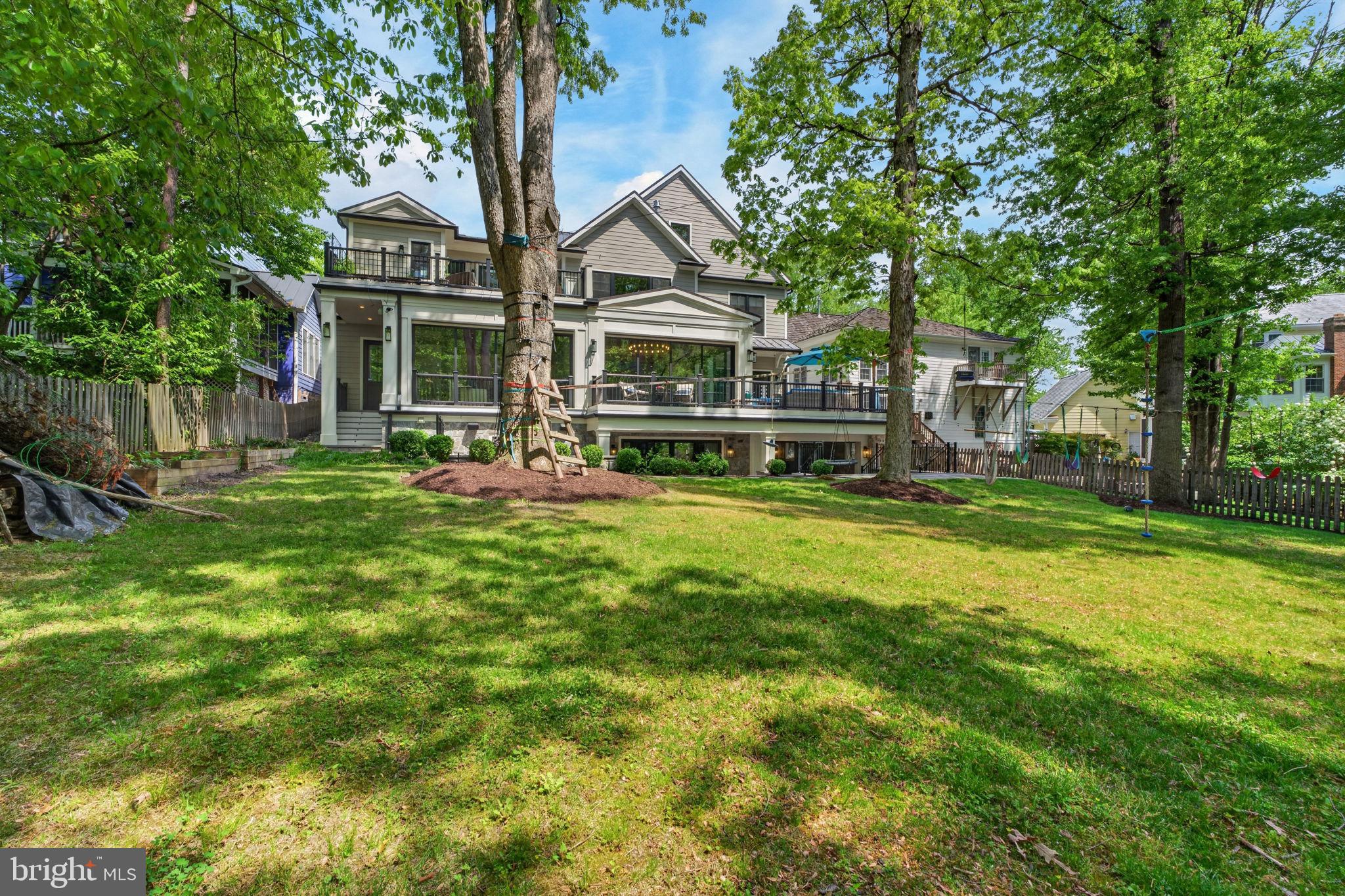 KENTLANDS - Residential