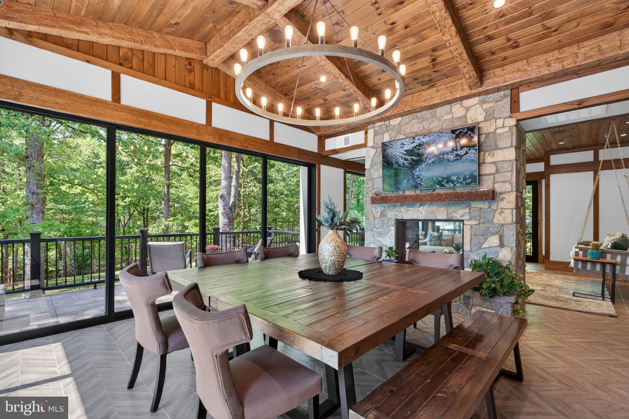 KENTLANDS - Residential