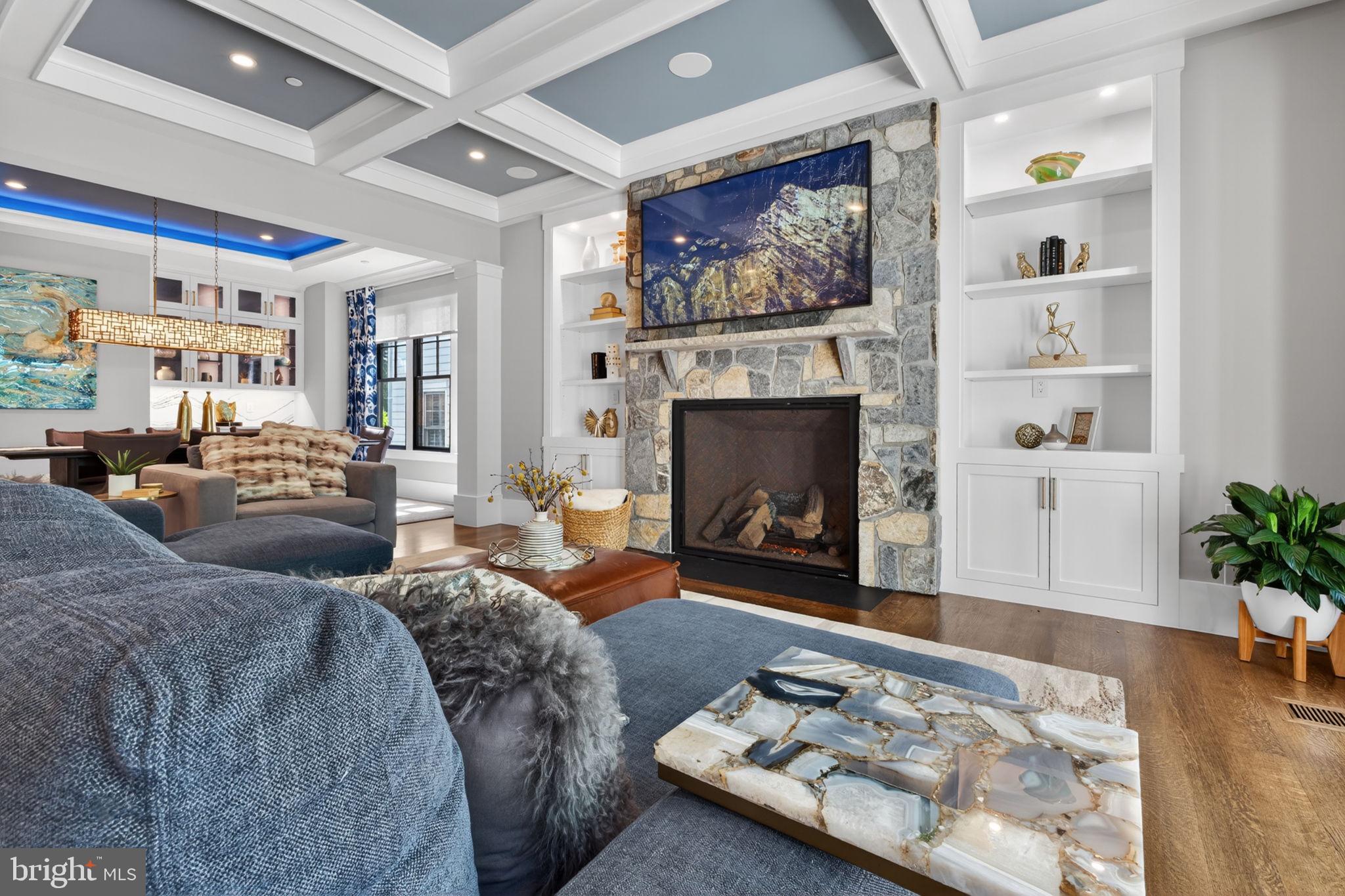 KENTLANDS - Residential