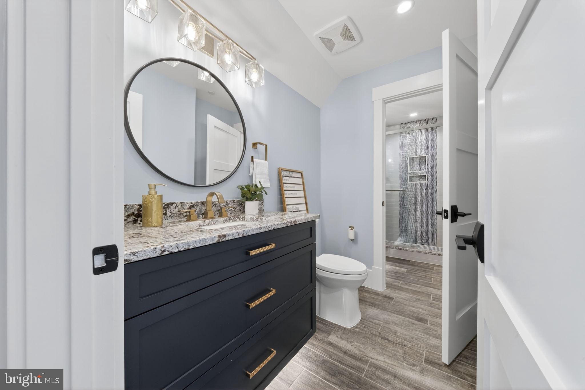 KENTLANDS - Residential