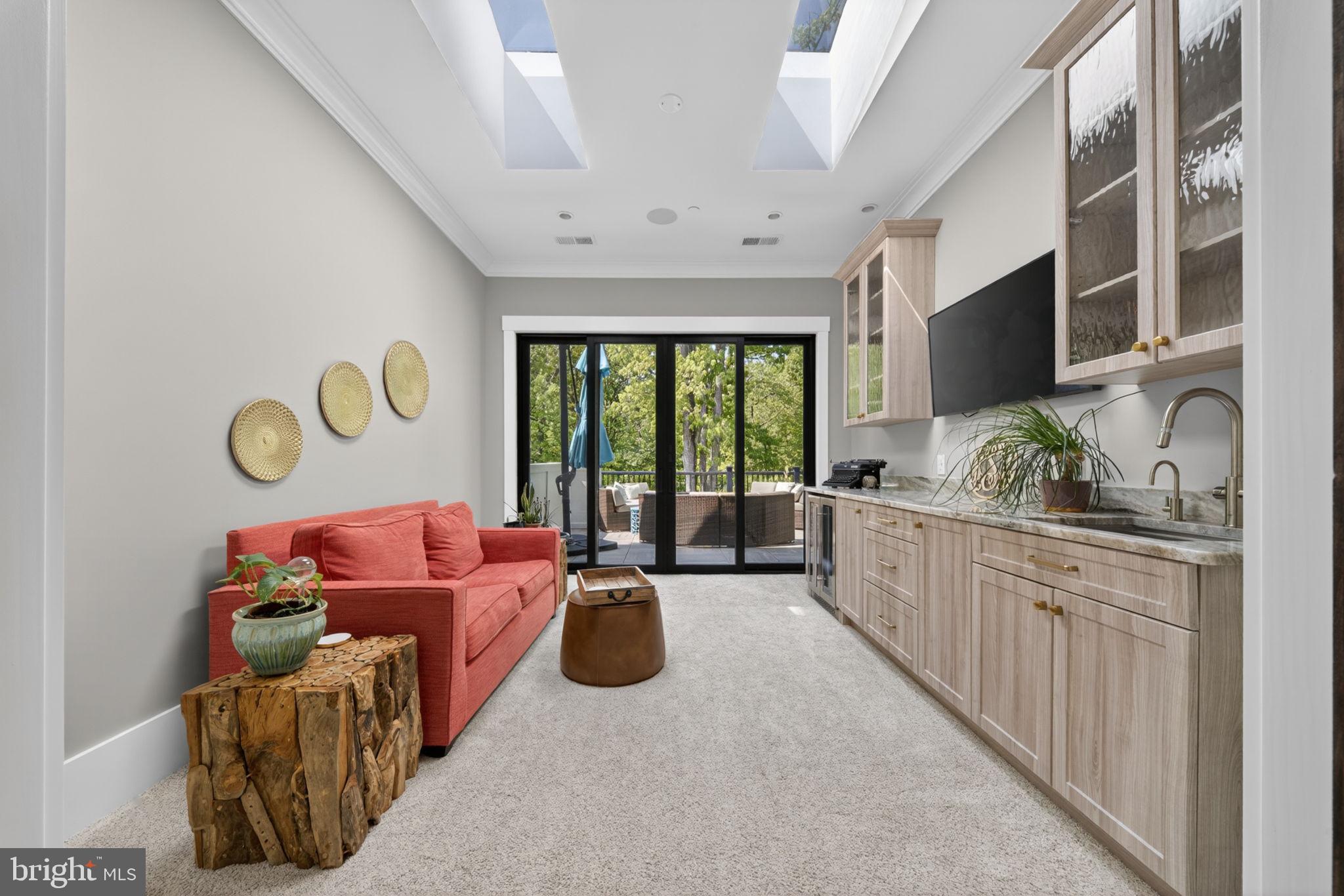 KENTLANDS - Residential