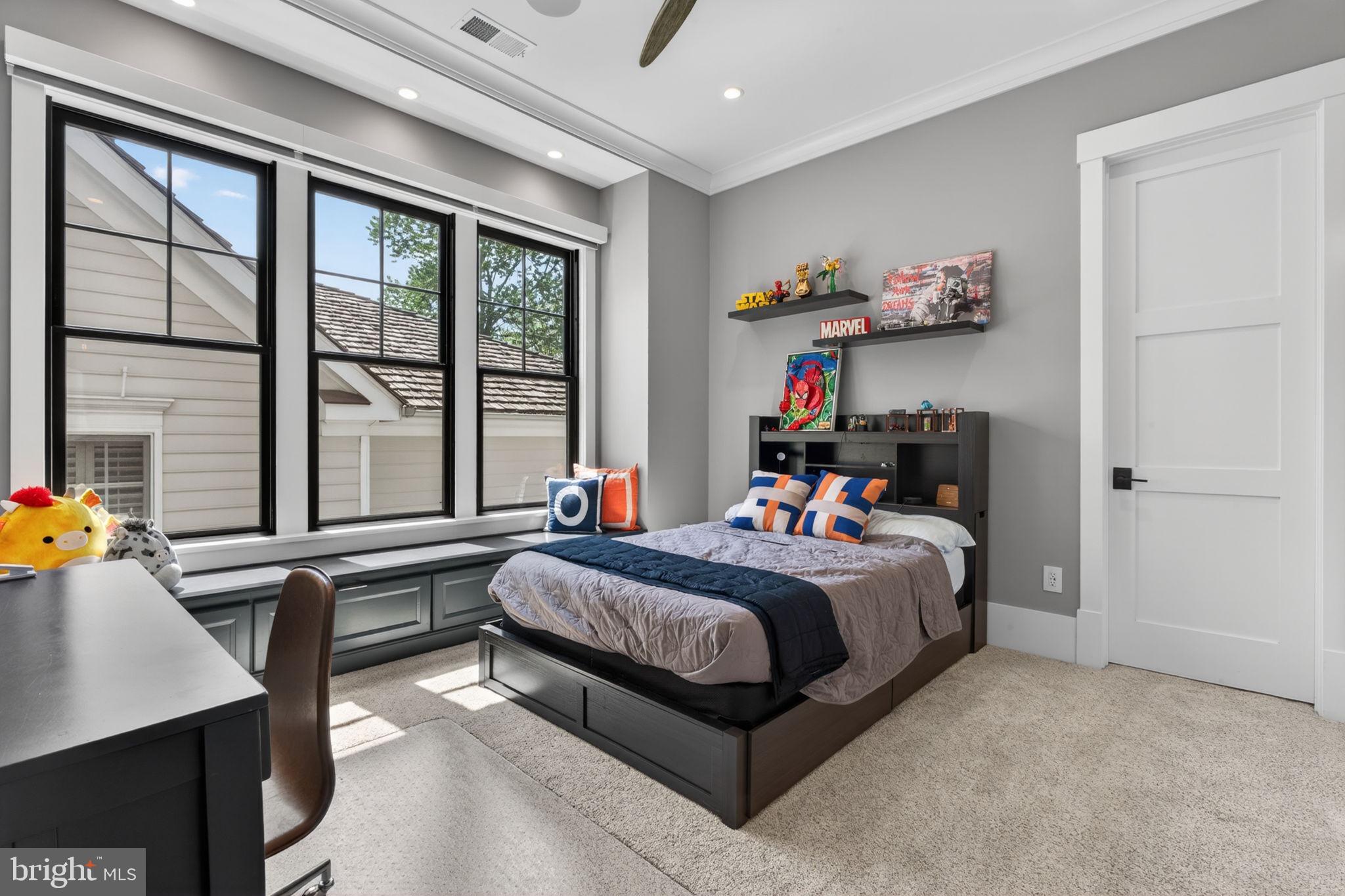 KENTLANDS - Residential