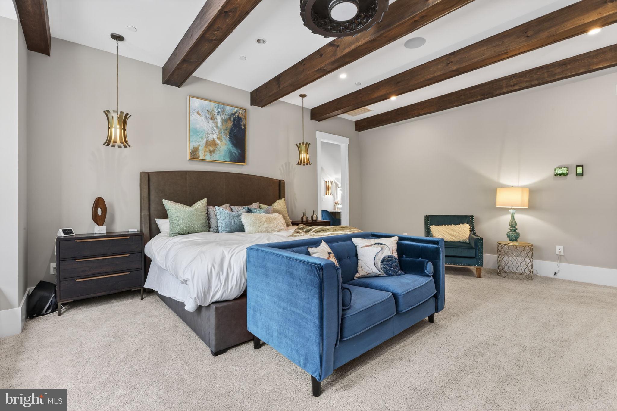 KENTLANDS - Residential