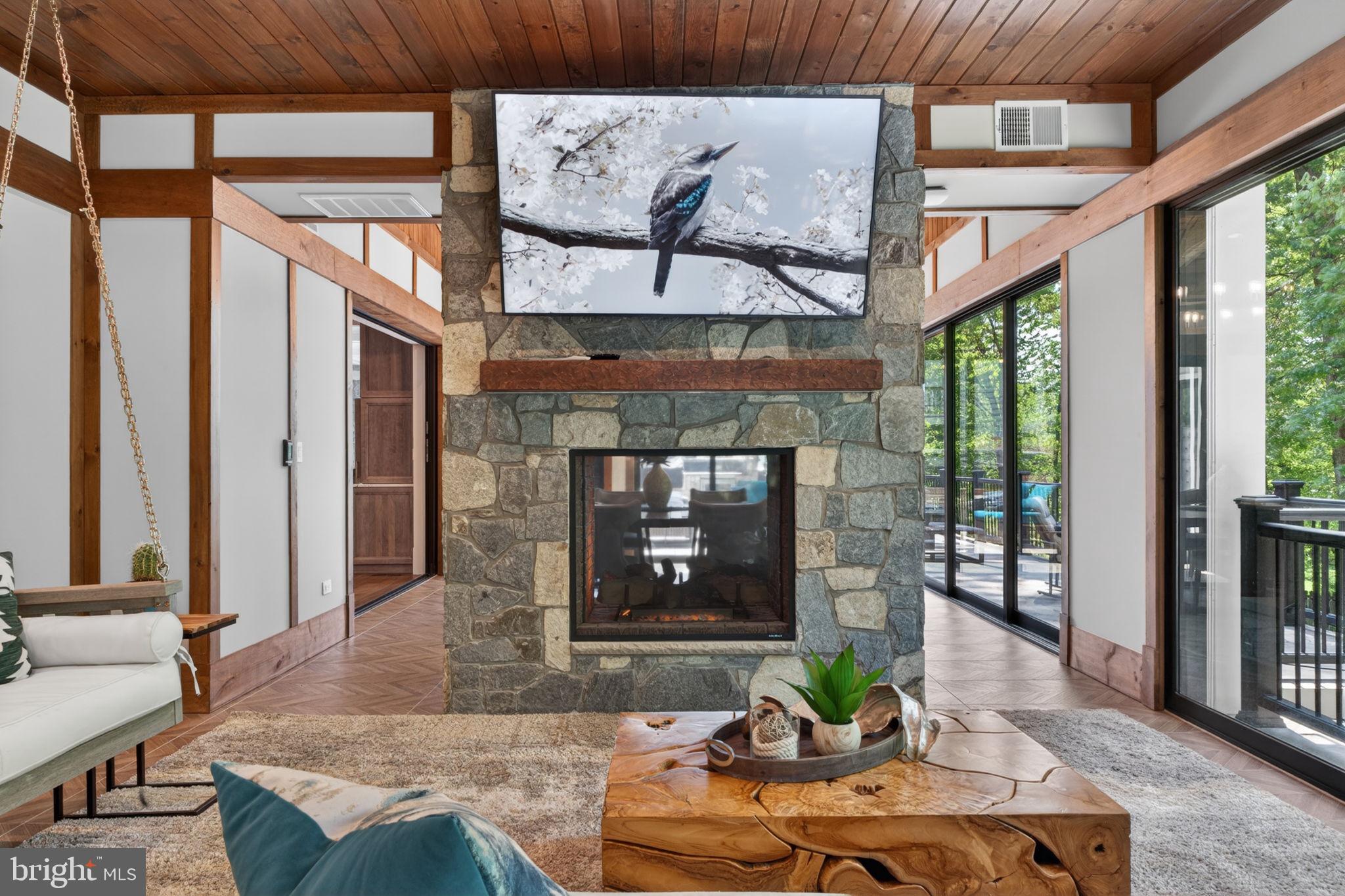 KENTLANDS - Residential