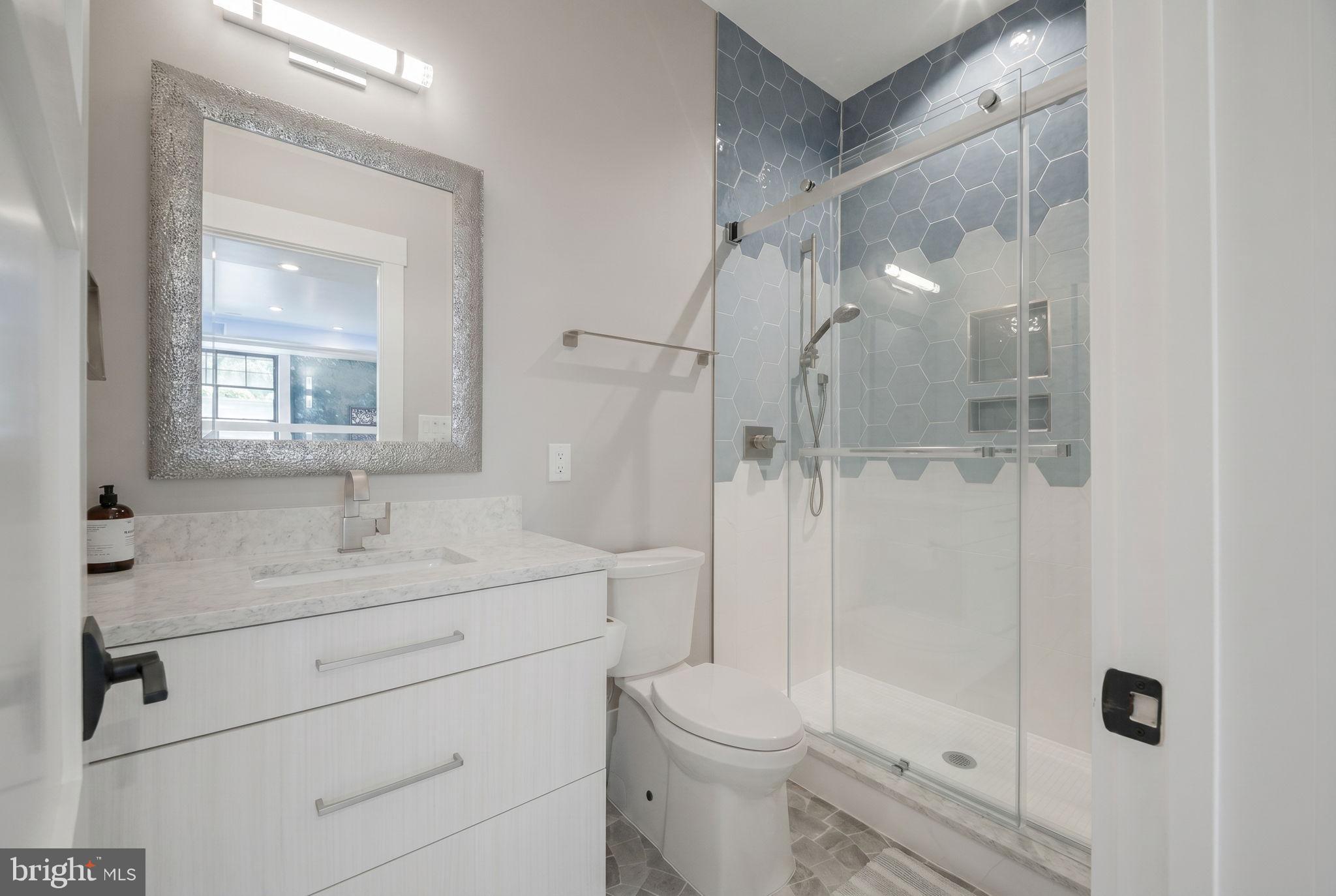 KENTLANDS - Residential