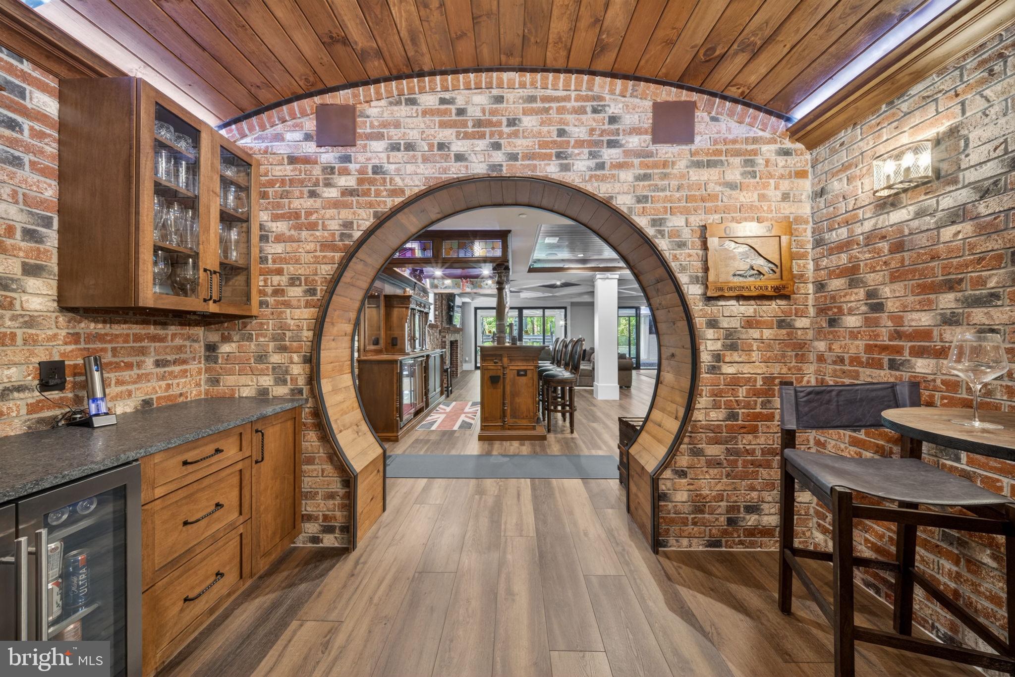 KENTLANDS - Residential