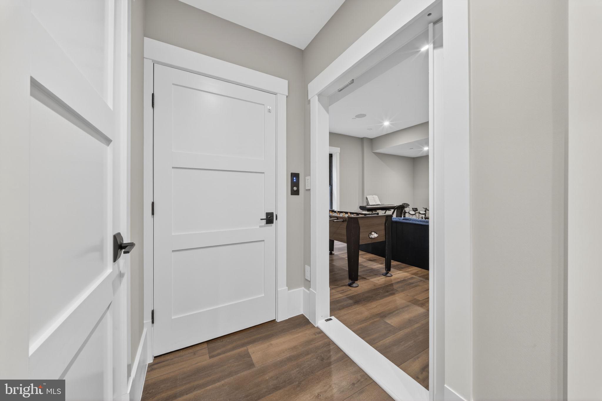 KENTLANDS - Residential