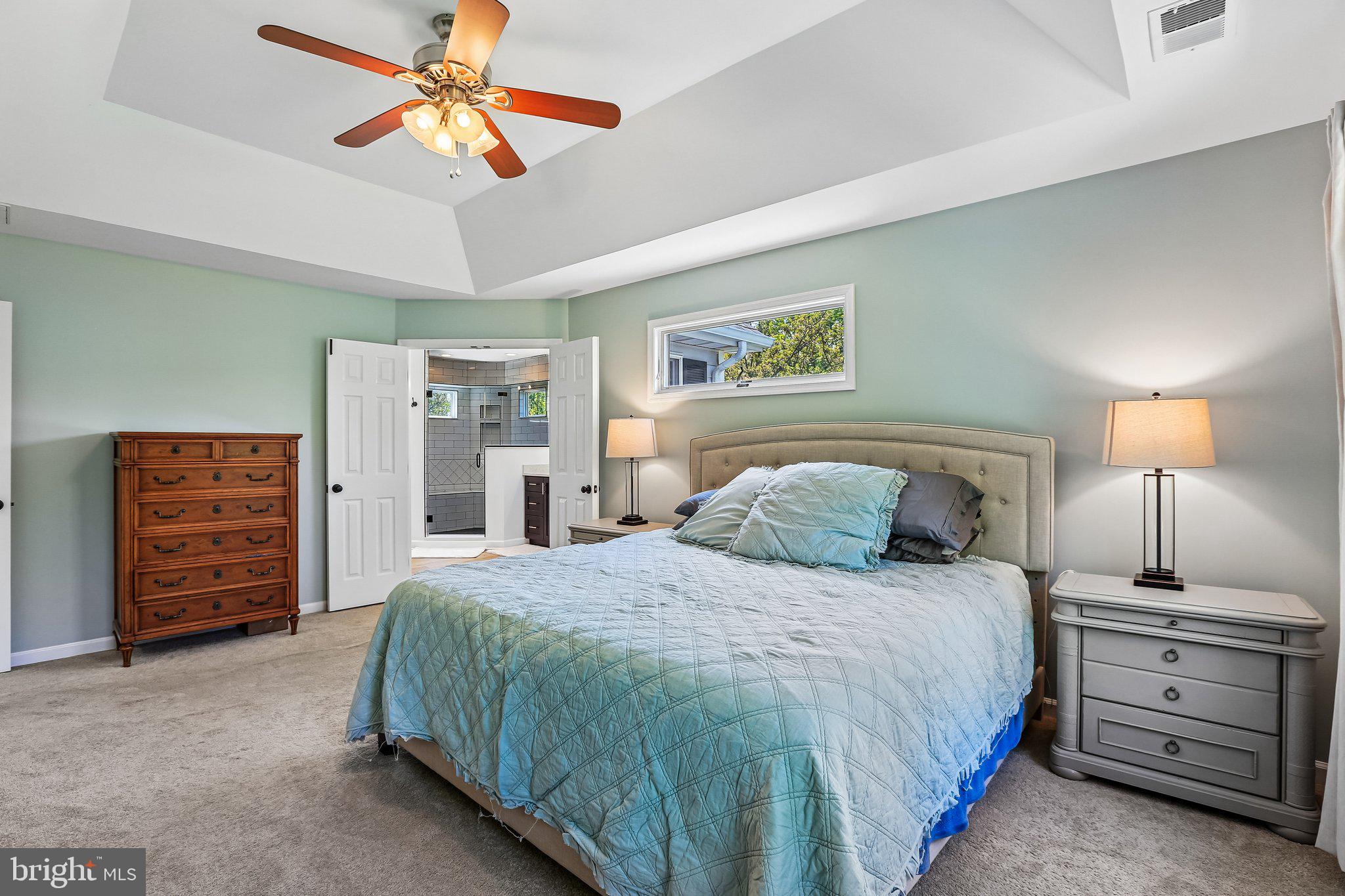 WHITE OAKS - Residential