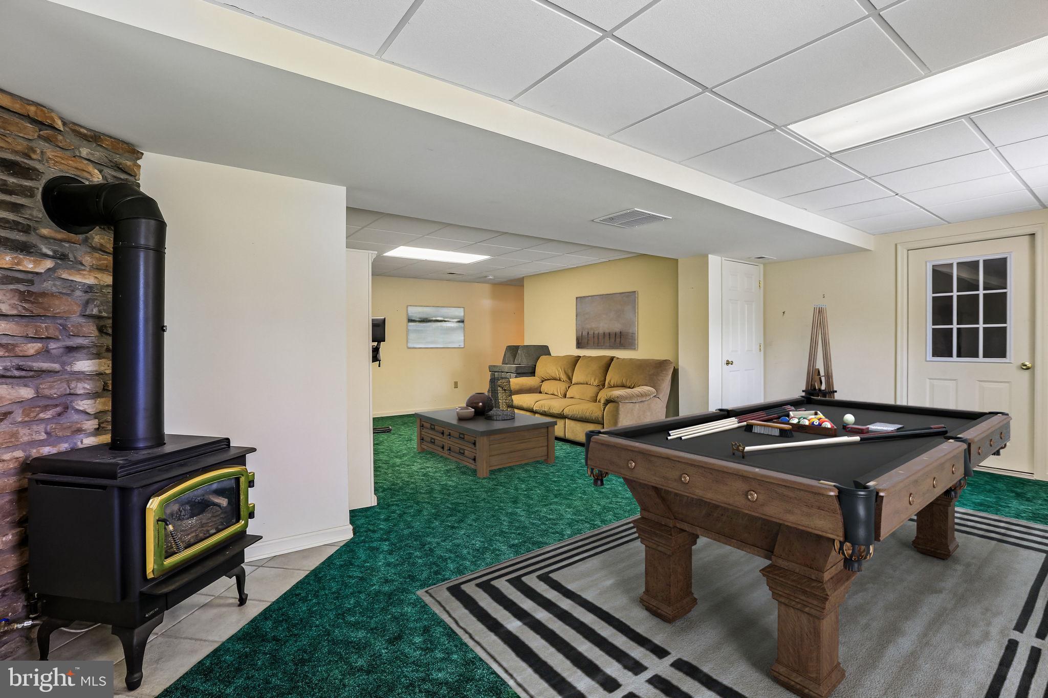WHITE OAKS - Residential