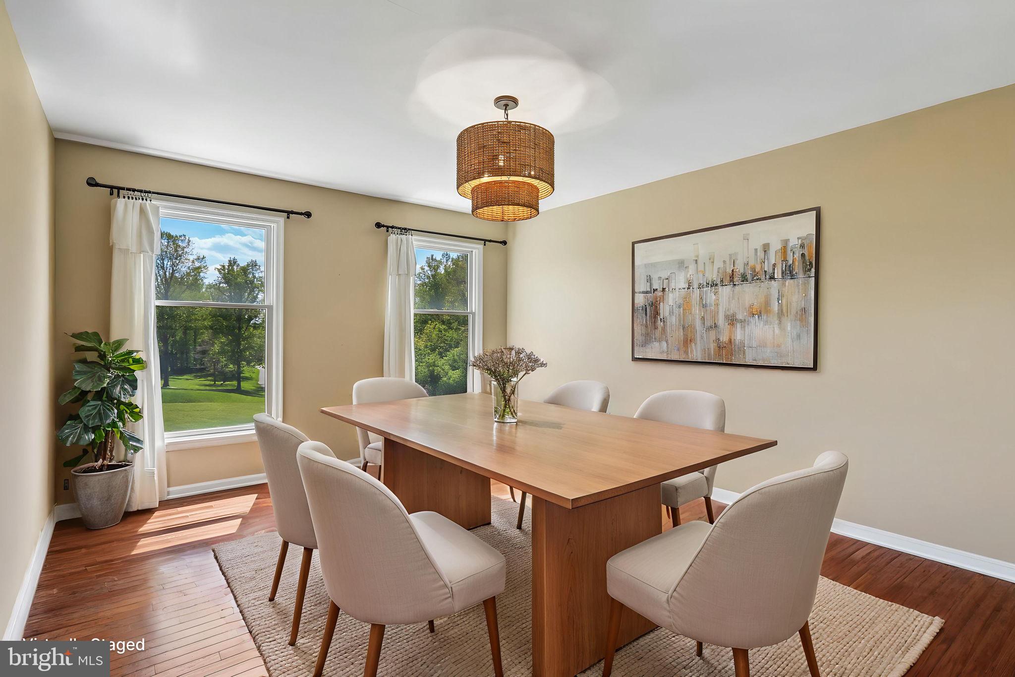 WHITE OAKS - Residential
