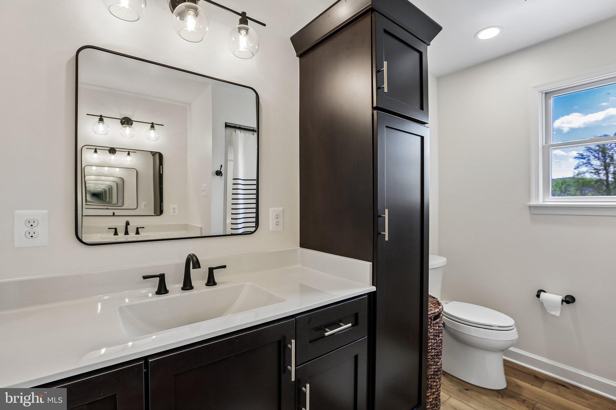 WHITE OAKS - Residential