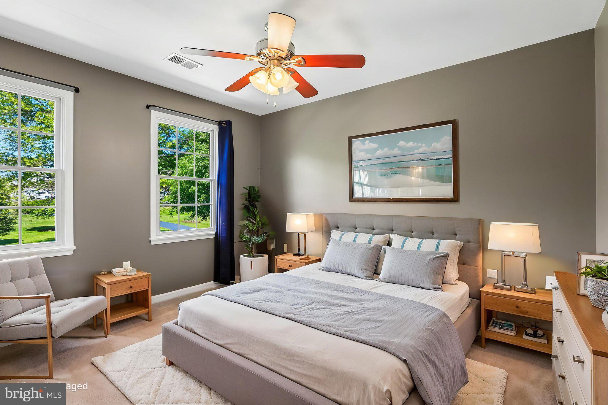 WHITE OAKS - Residential