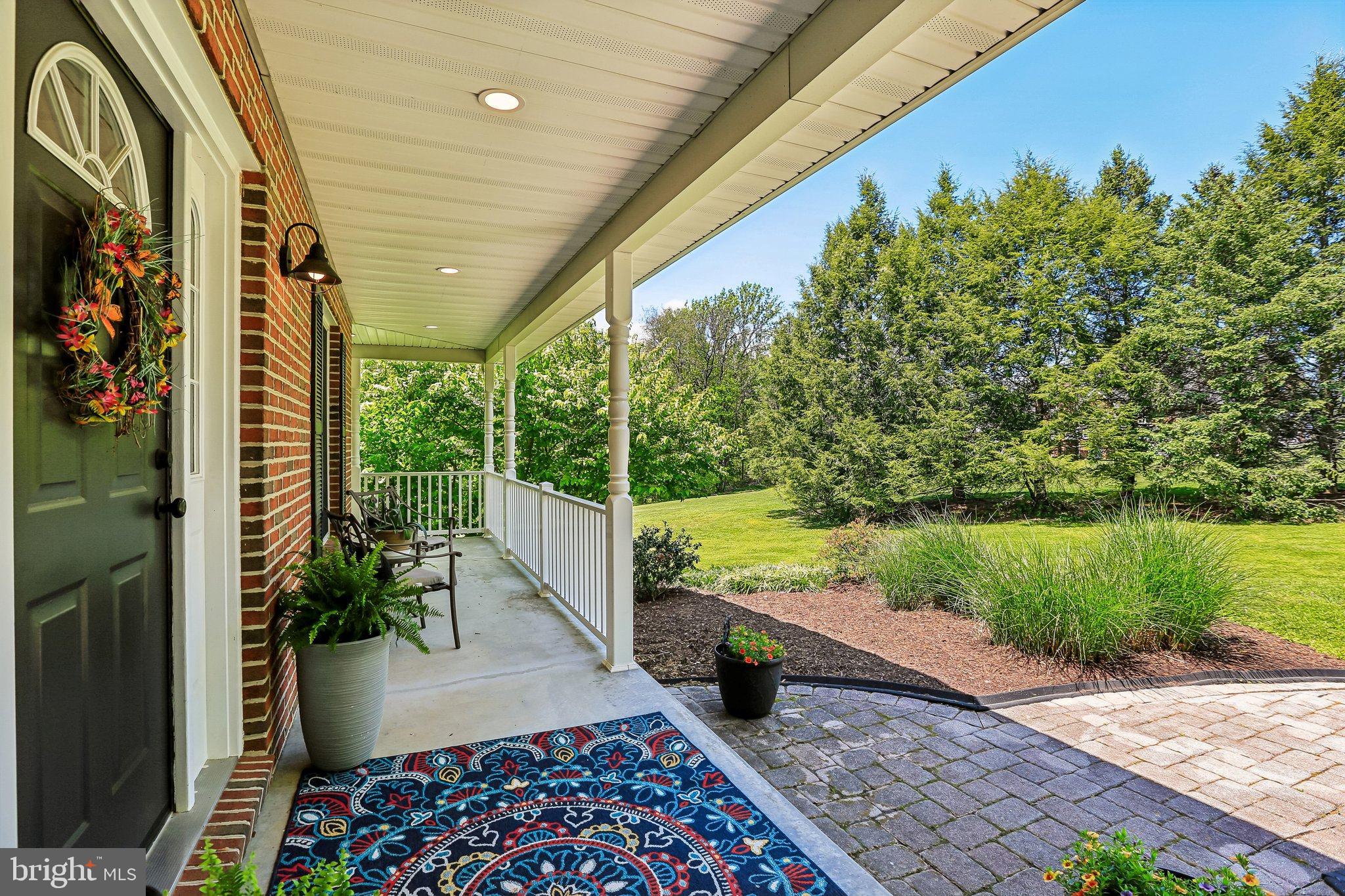 WHITE OAKS - Residential
