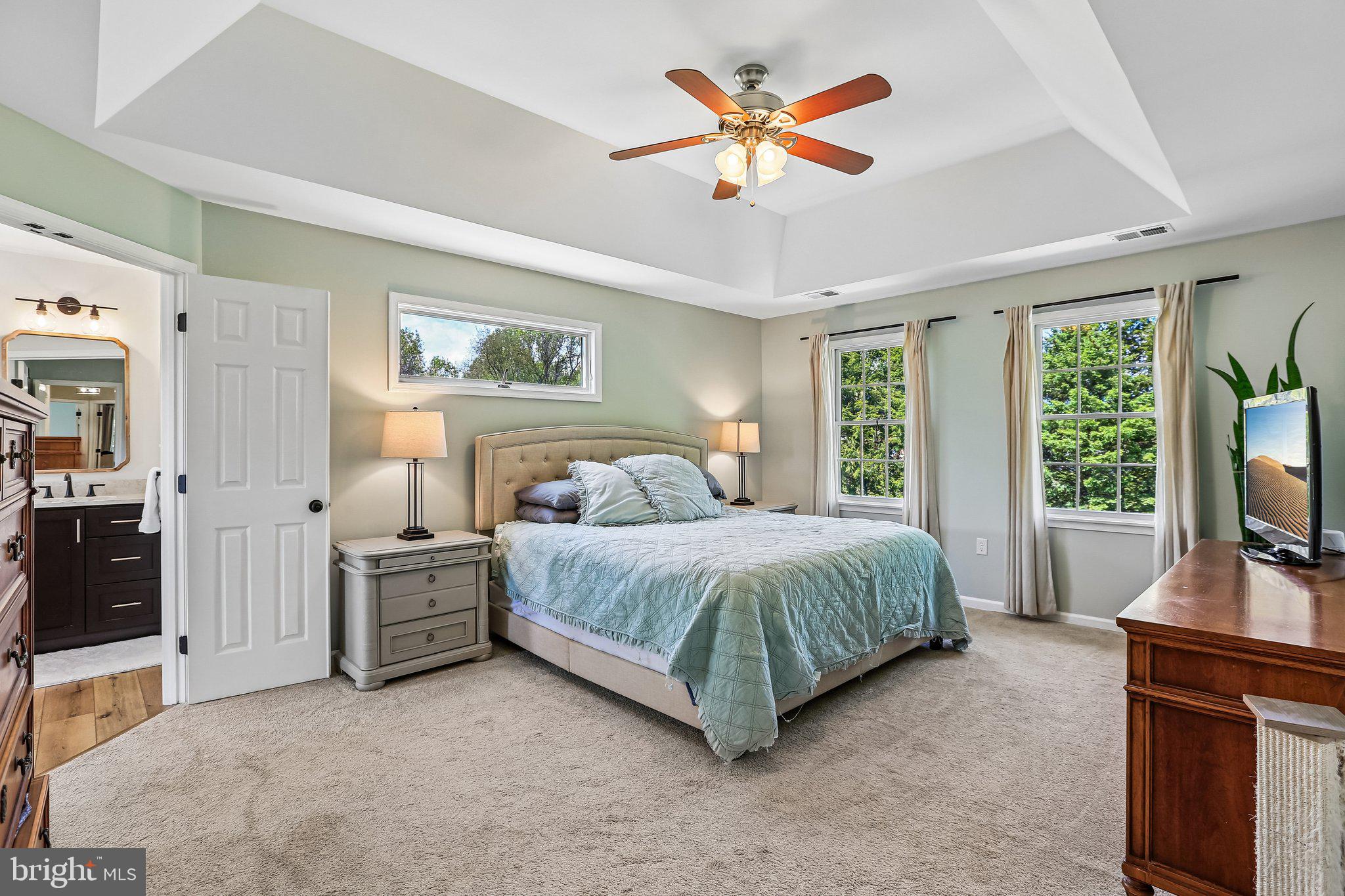 WHITE OAKS - Residential