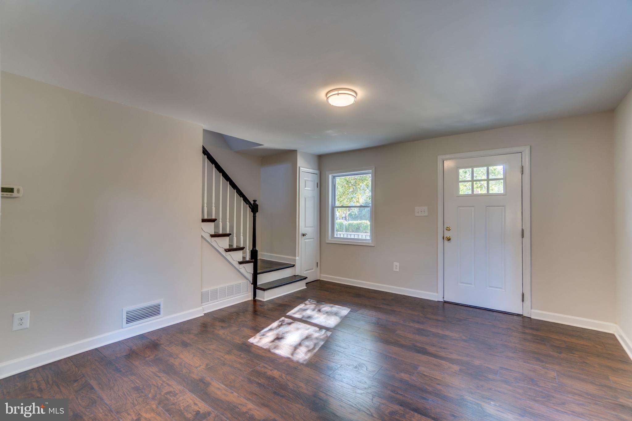 HUNTINGTON - Residential Lease