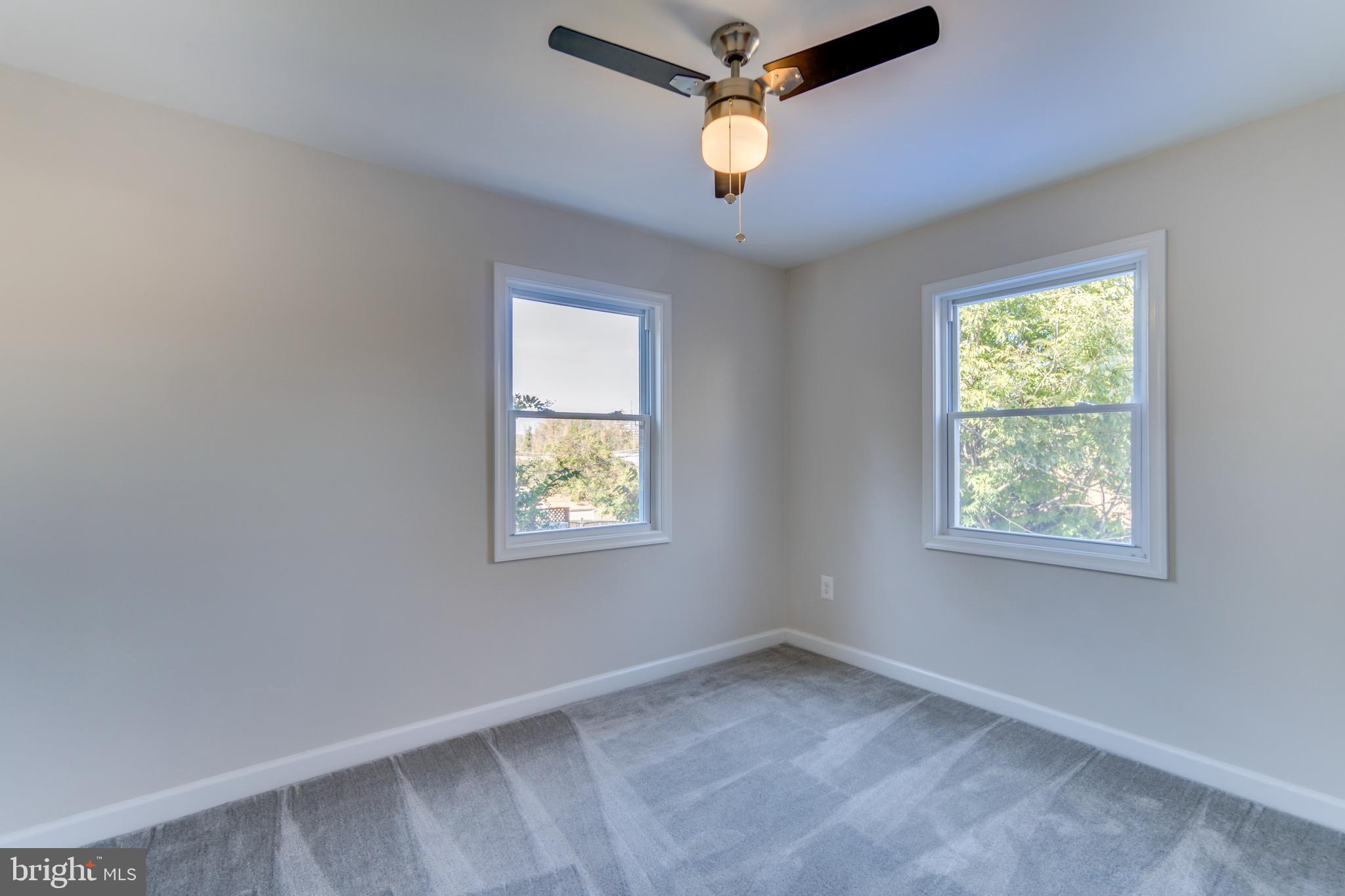 HUNTINGTON - Residential Lease