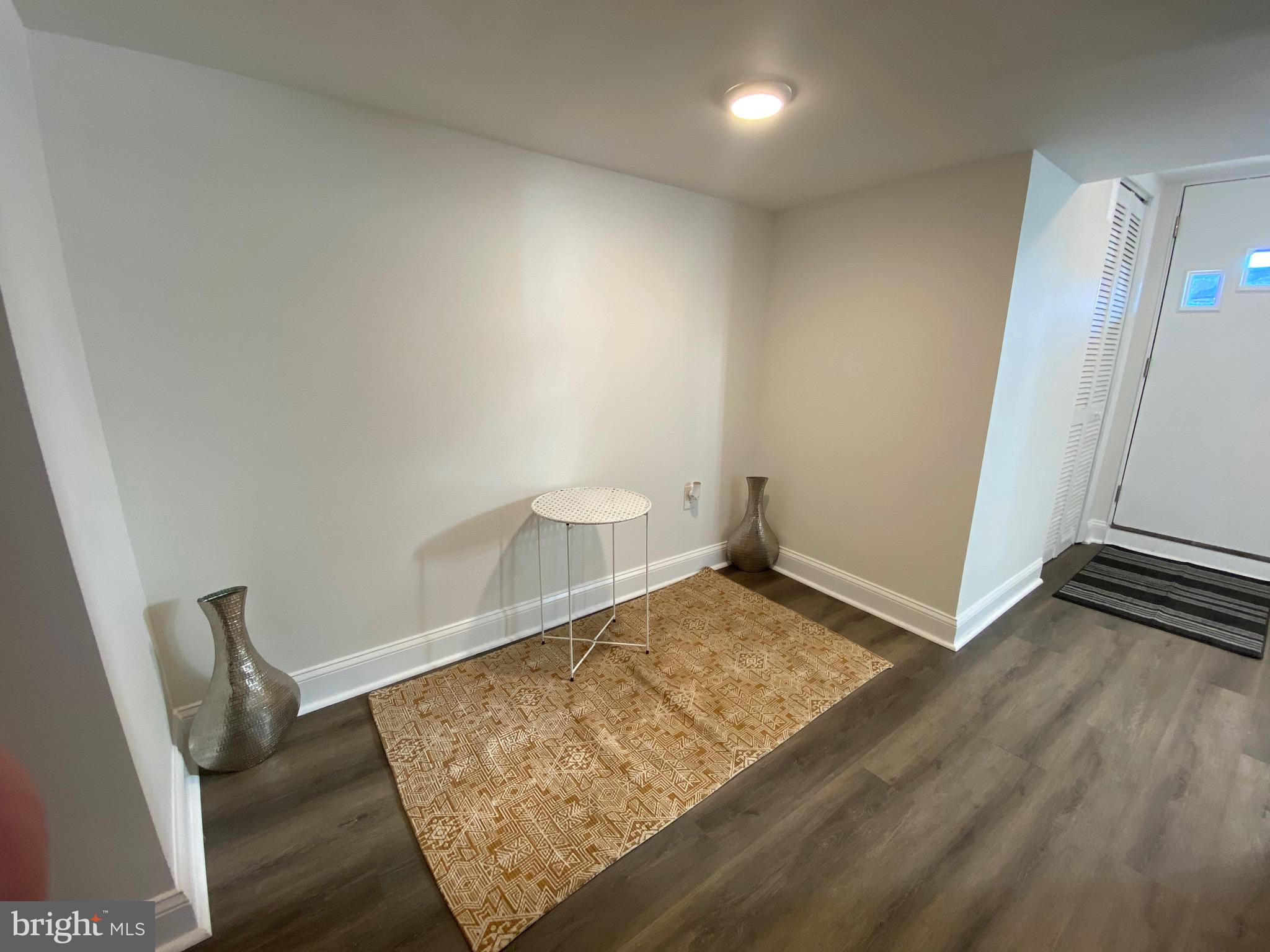 PERRING LOCH - Residential