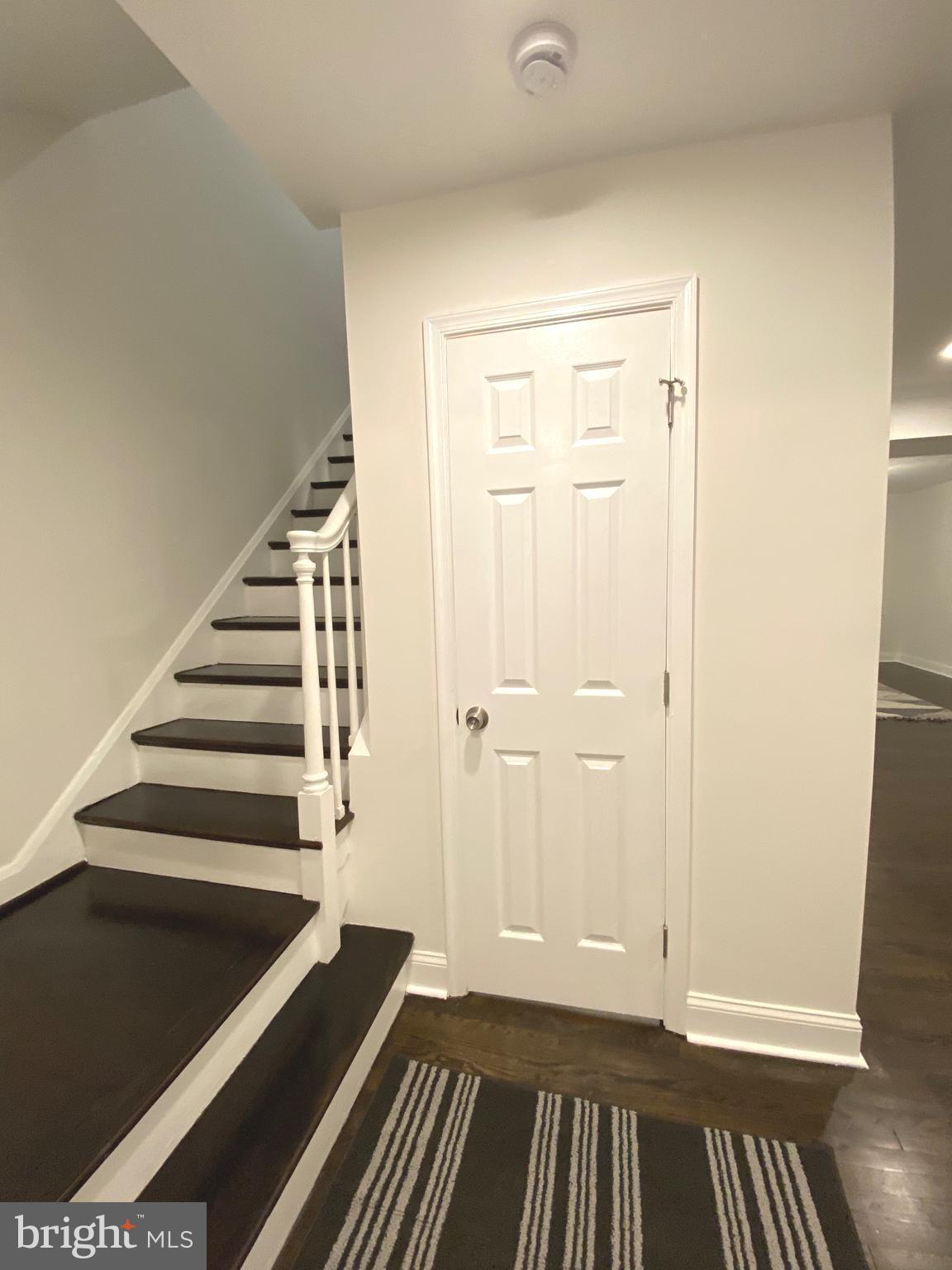 PERRING LOCH - Residential