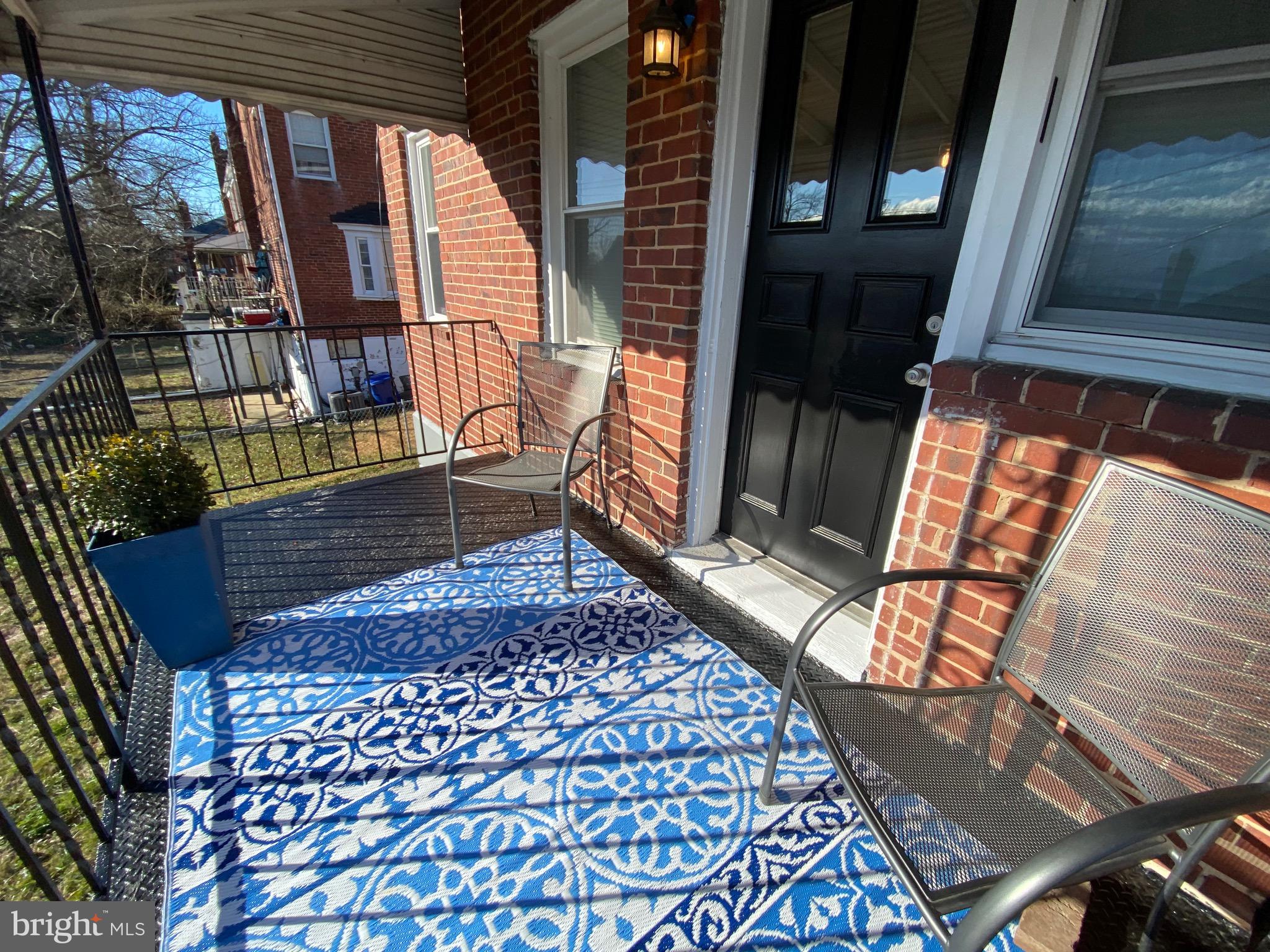 PERRING LOCH - Residential