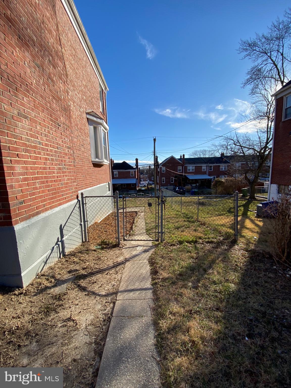 PERRING LOCH - Residential