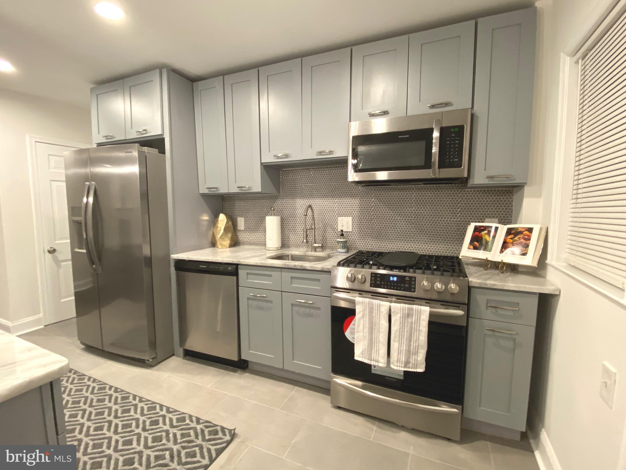 PERRING LOCH - Residential