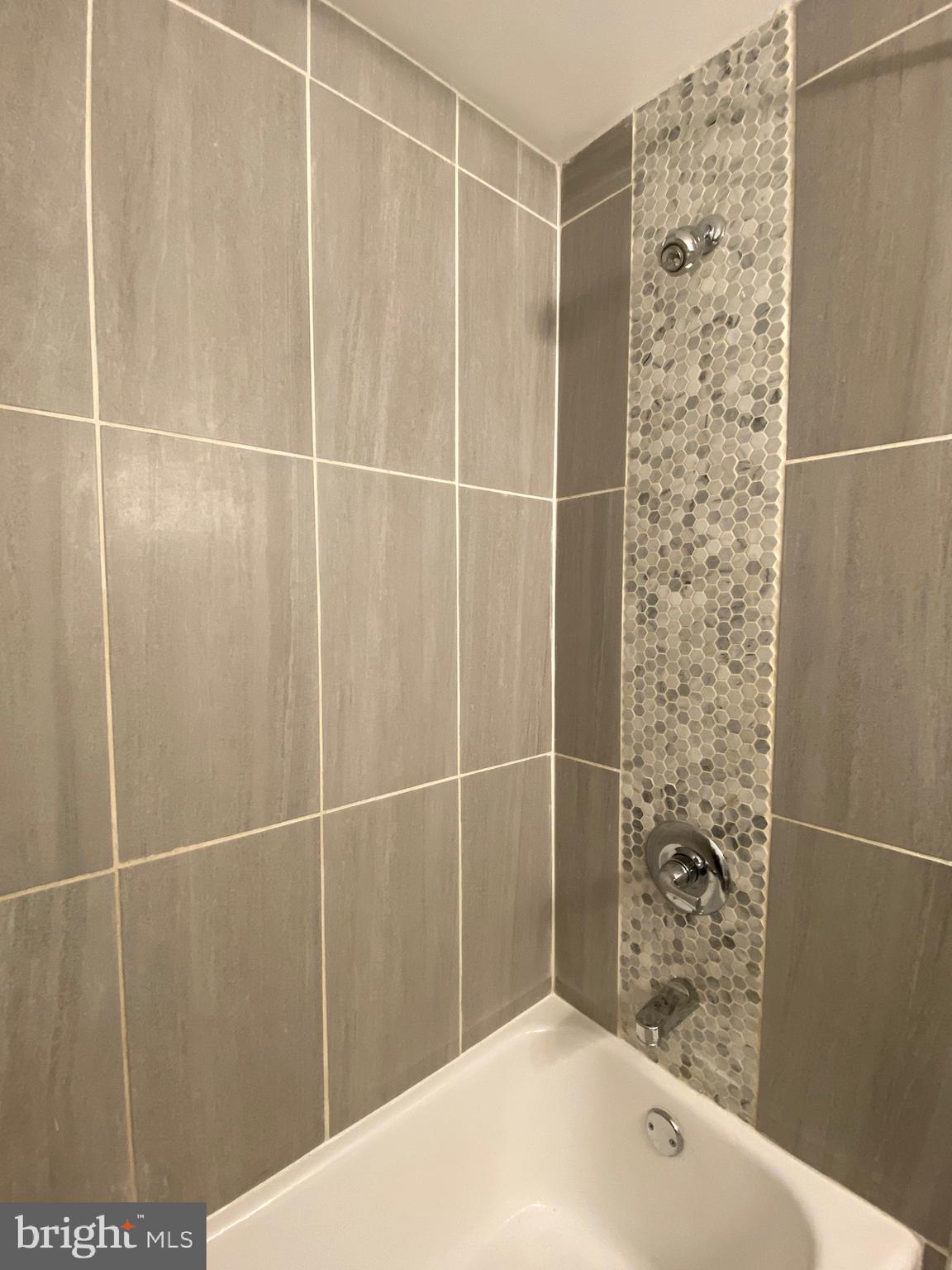 PERRING LOCH - Residential