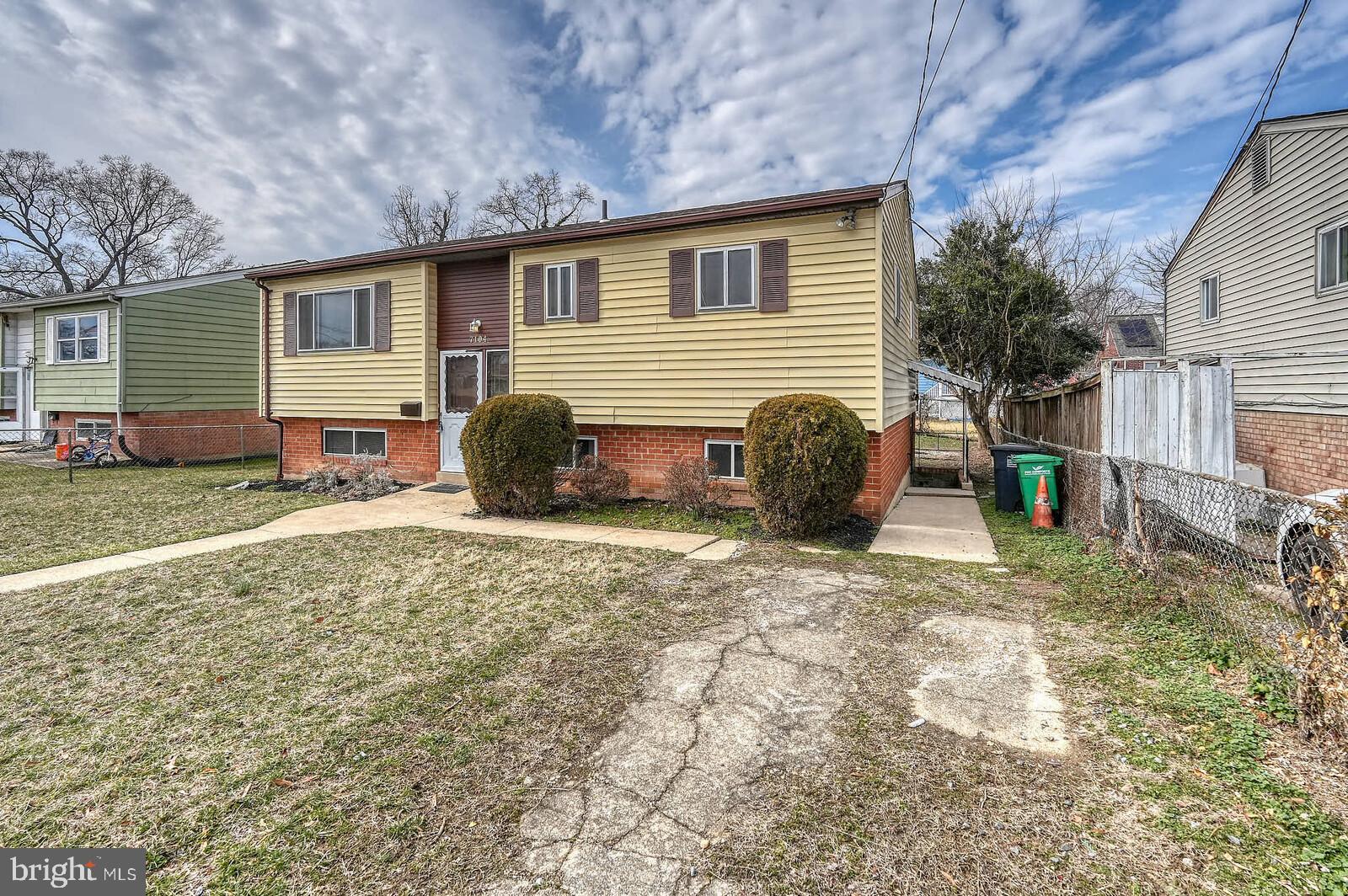 PARKSIDE - Residential