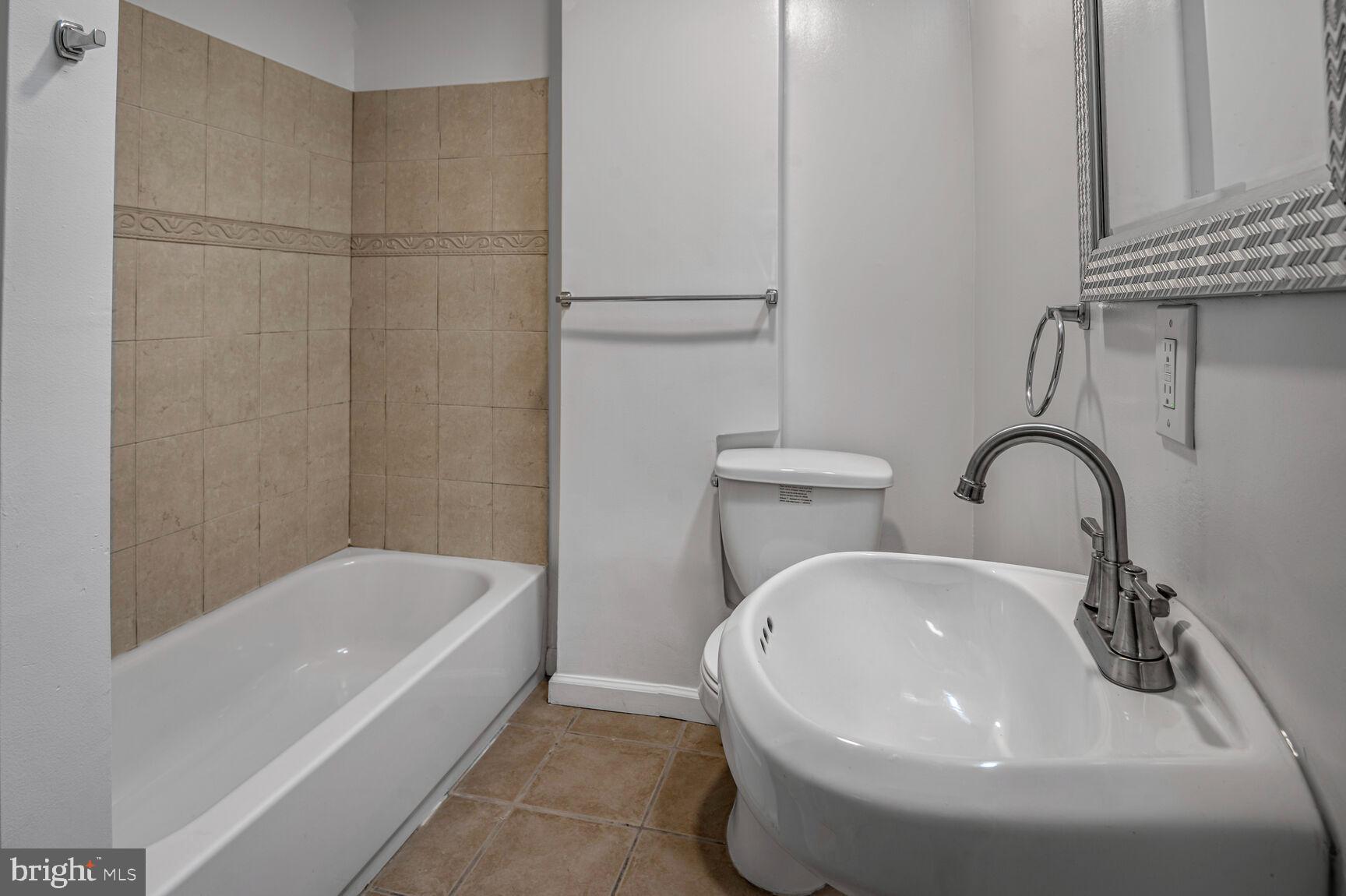 DARLEY PARK - Residential Lease