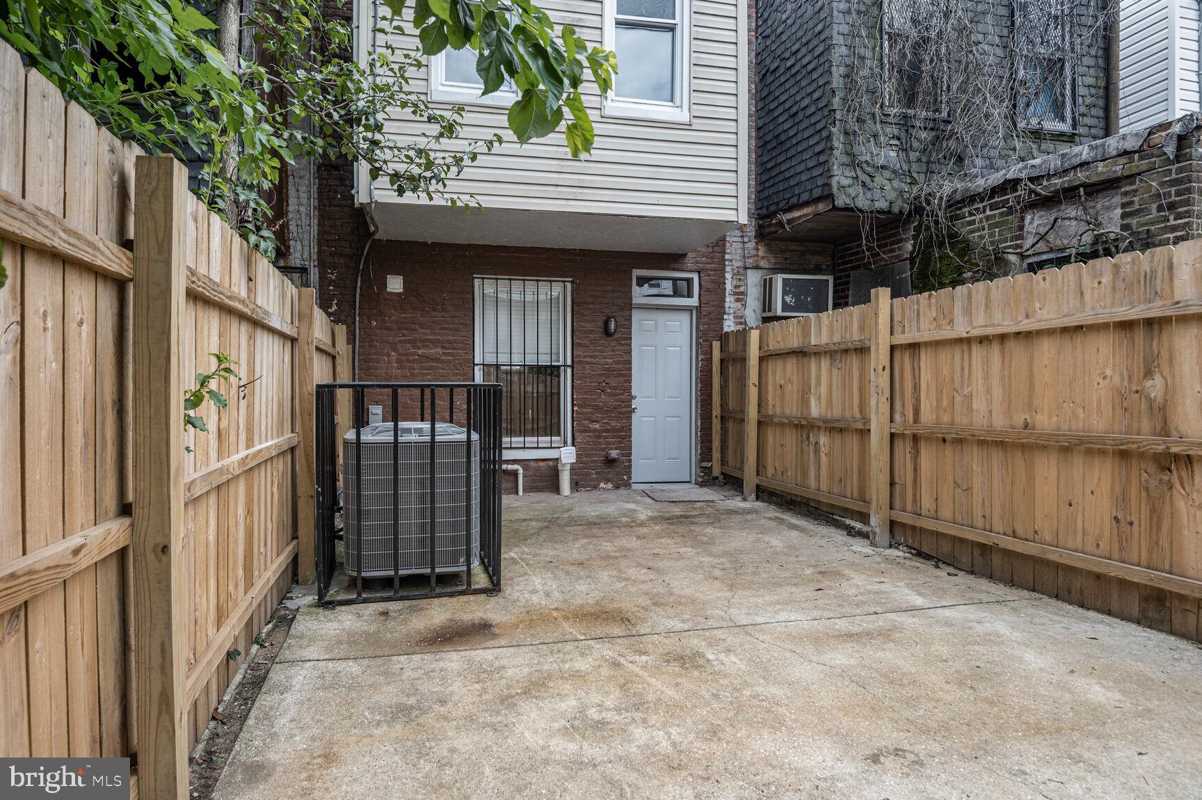 DARLEY PARK - Residential Lease