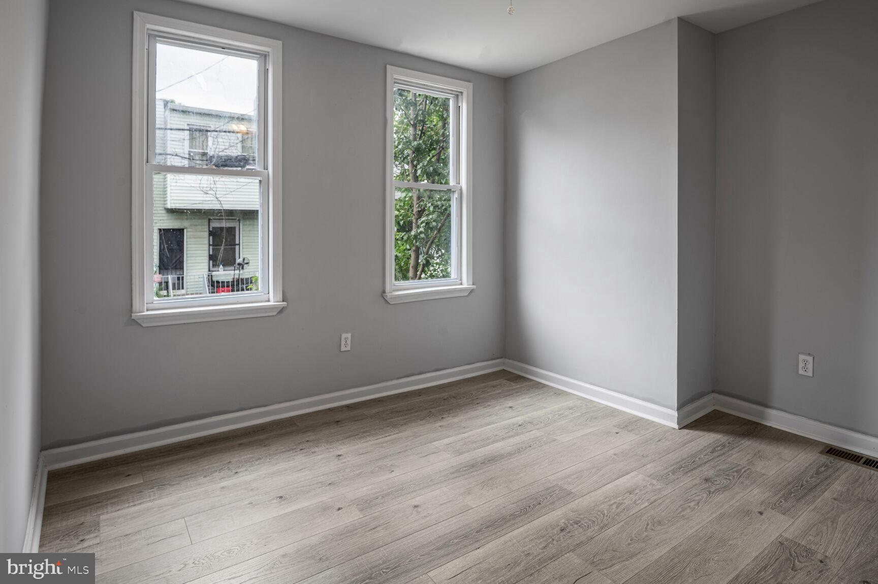 DARLEY PARK - Residential Lease