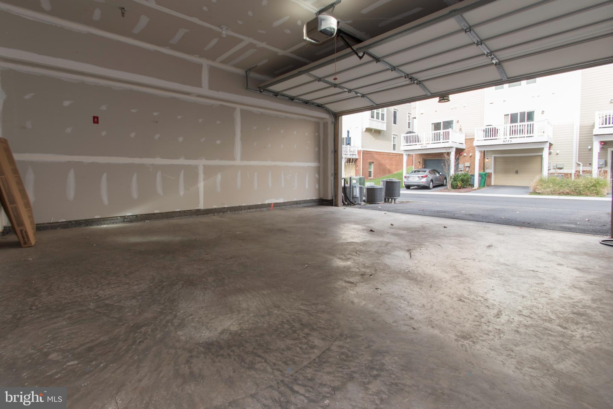 CROWN FARM - Residential Lease