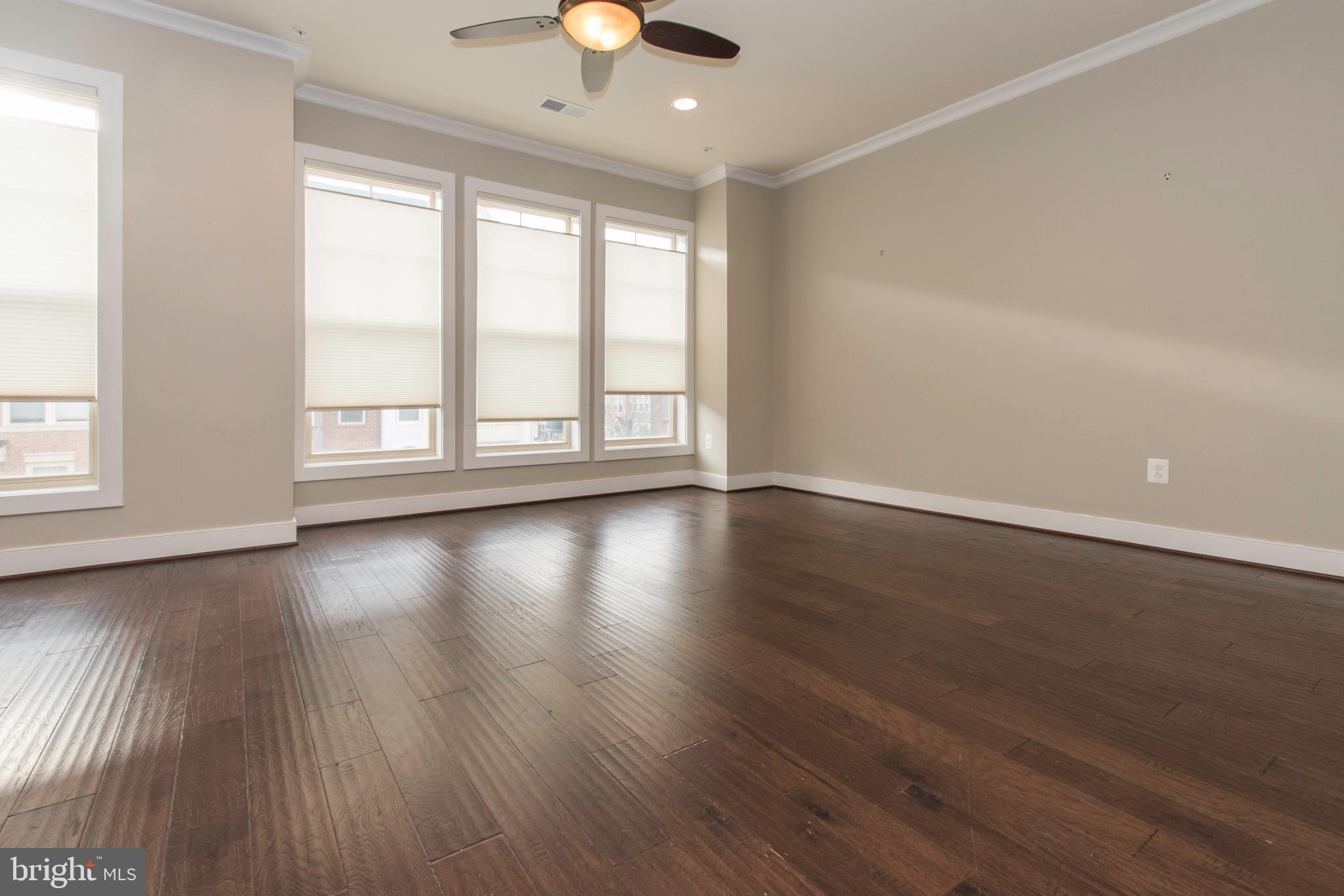 CROWN FARM - Residential Lease