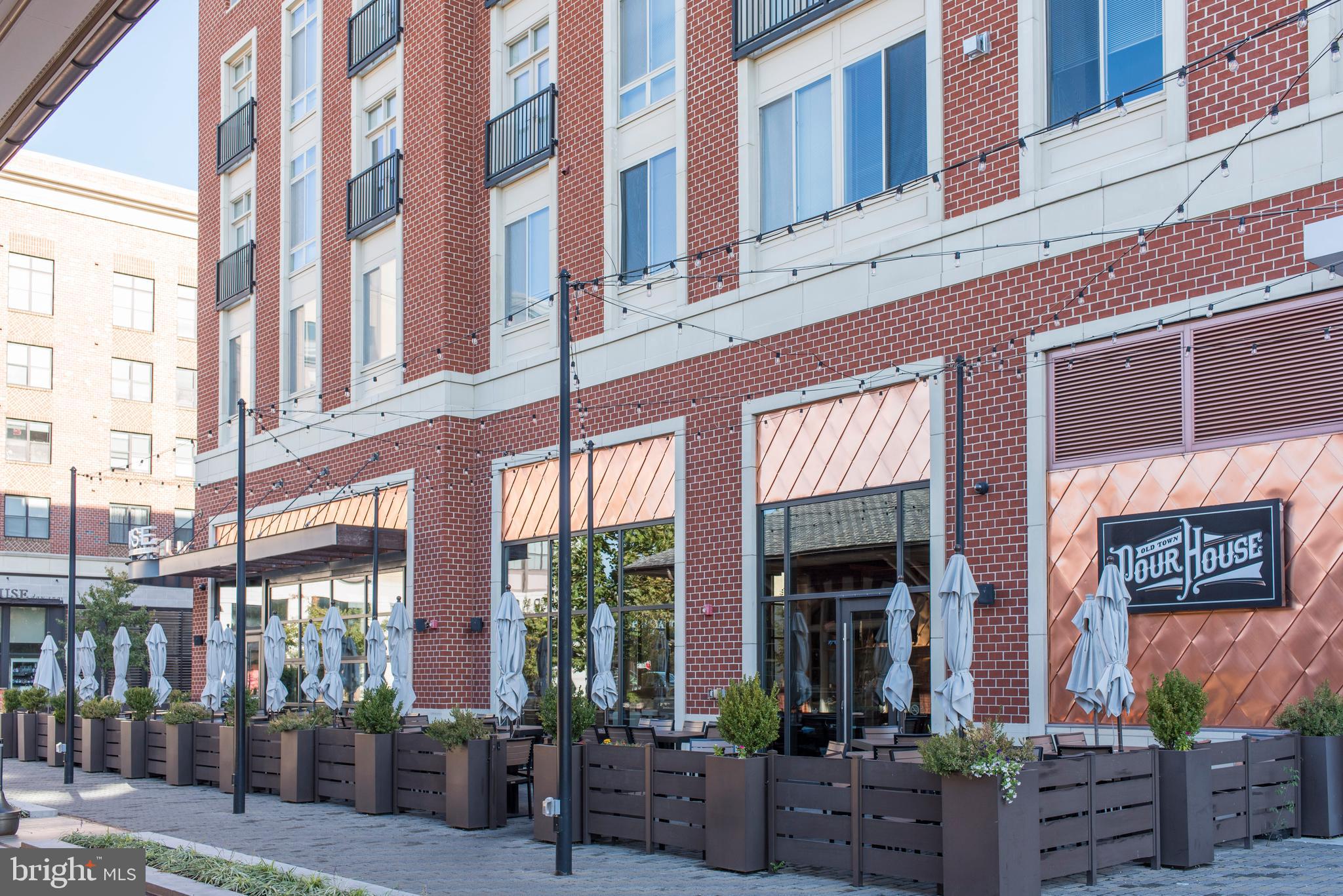 CROWN FARM - Residential Lease