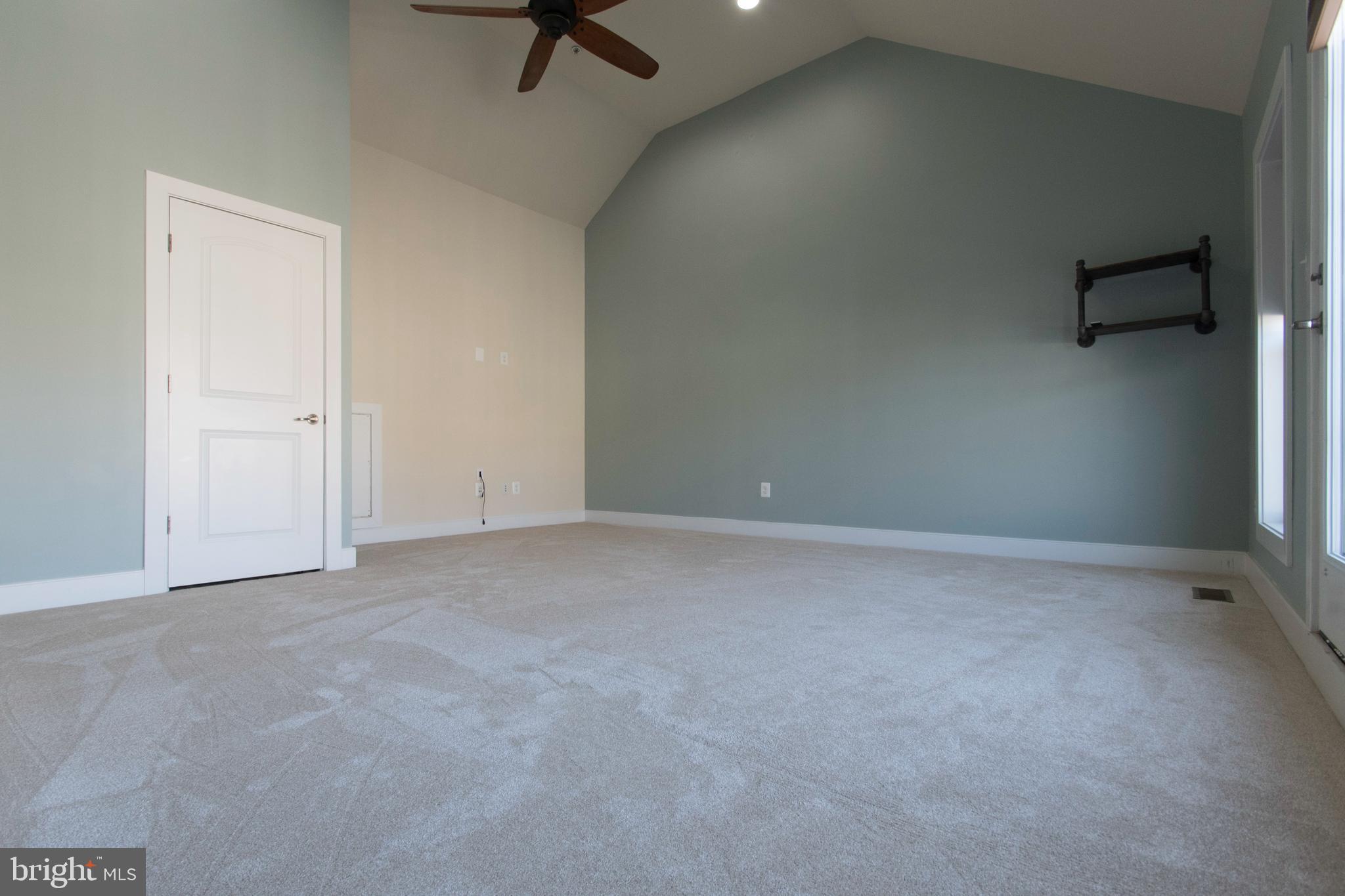 CROWN FARM - Residential Lease