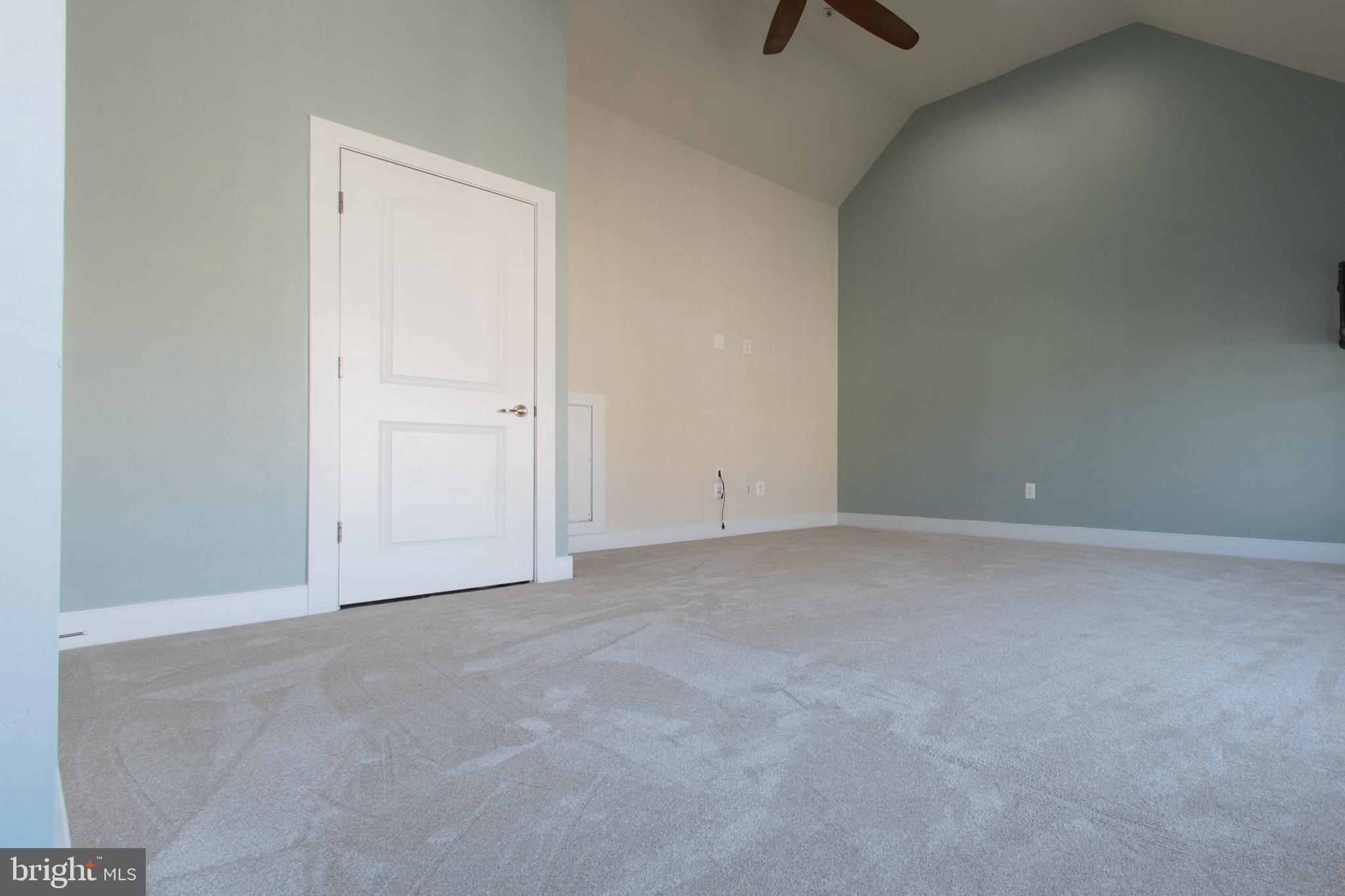 CROWN FARM - Residential Lease