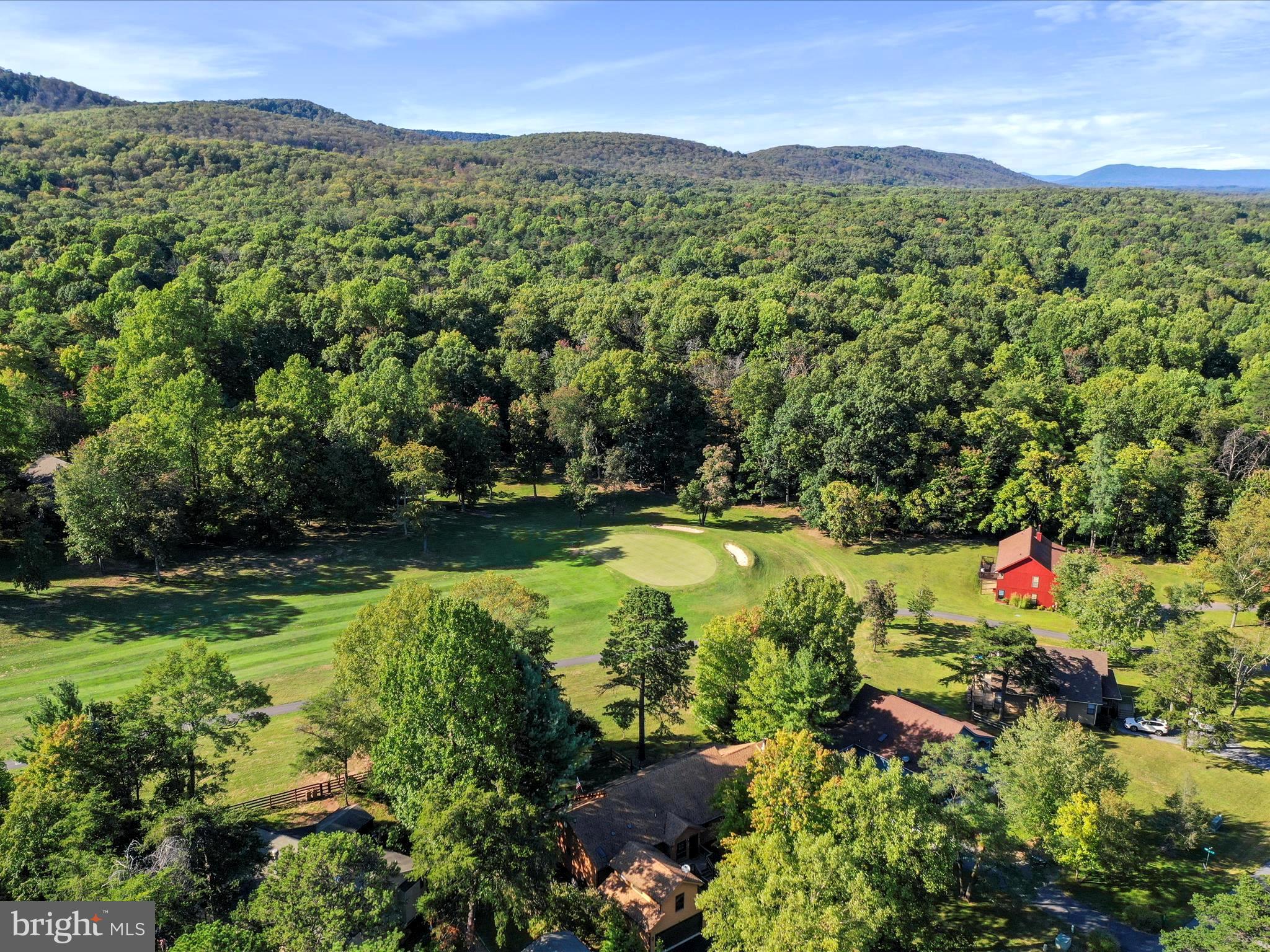 THE WOODS RESORT - Residential