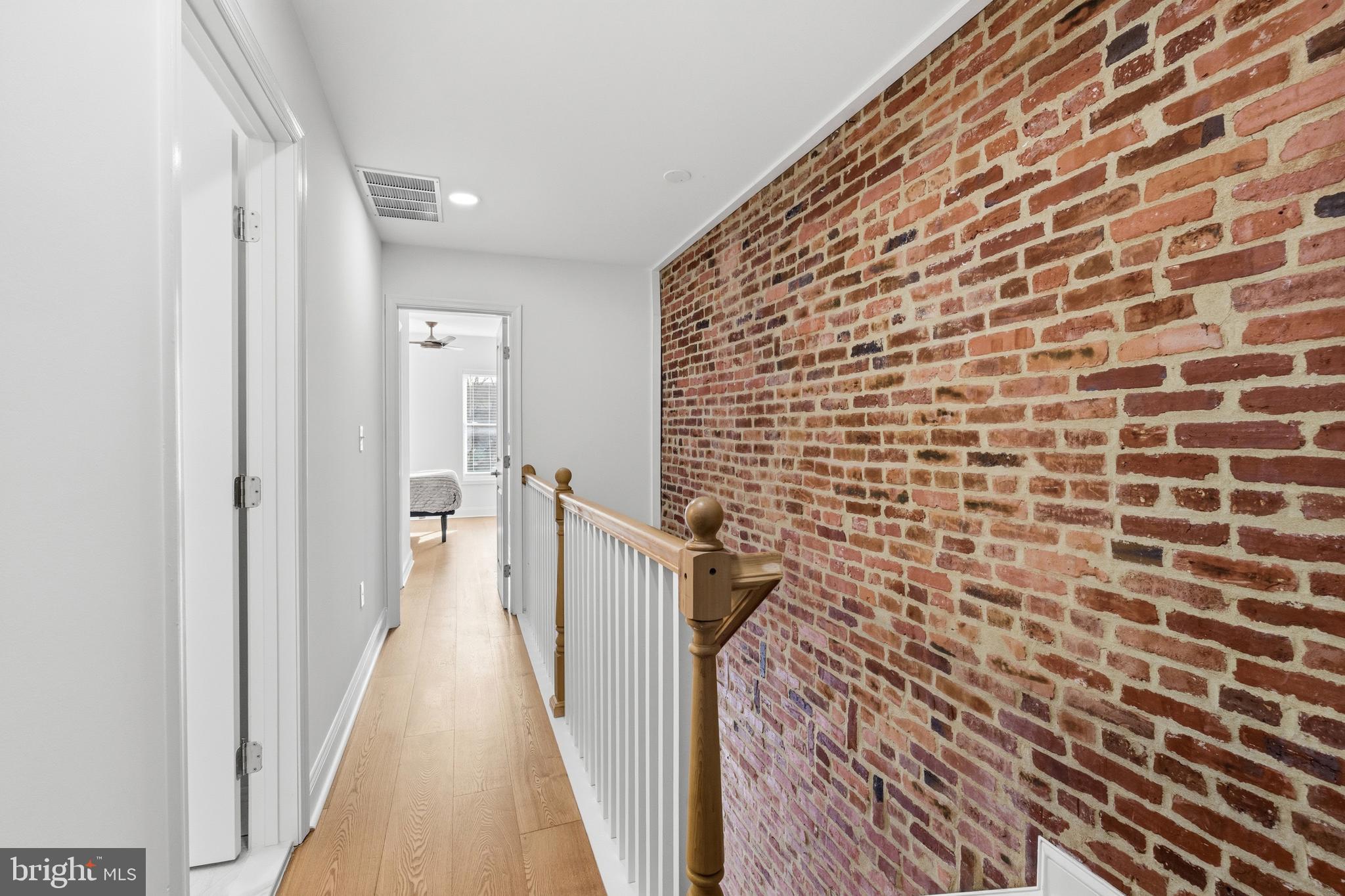 HIGHLANDTOWN - Residential