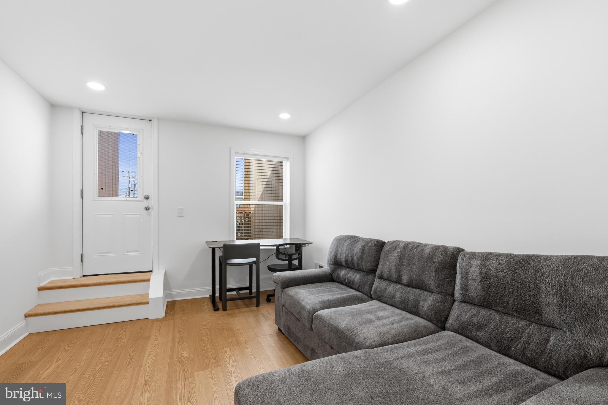 HIGHLANDTOWN - Residential