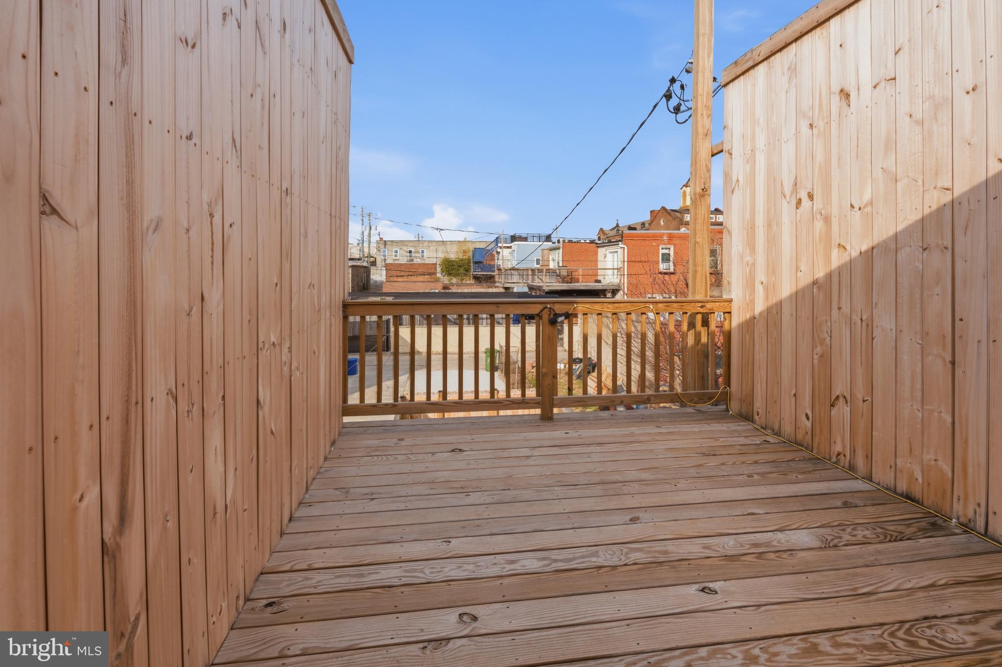 HIGHLANDTOWN - Residential