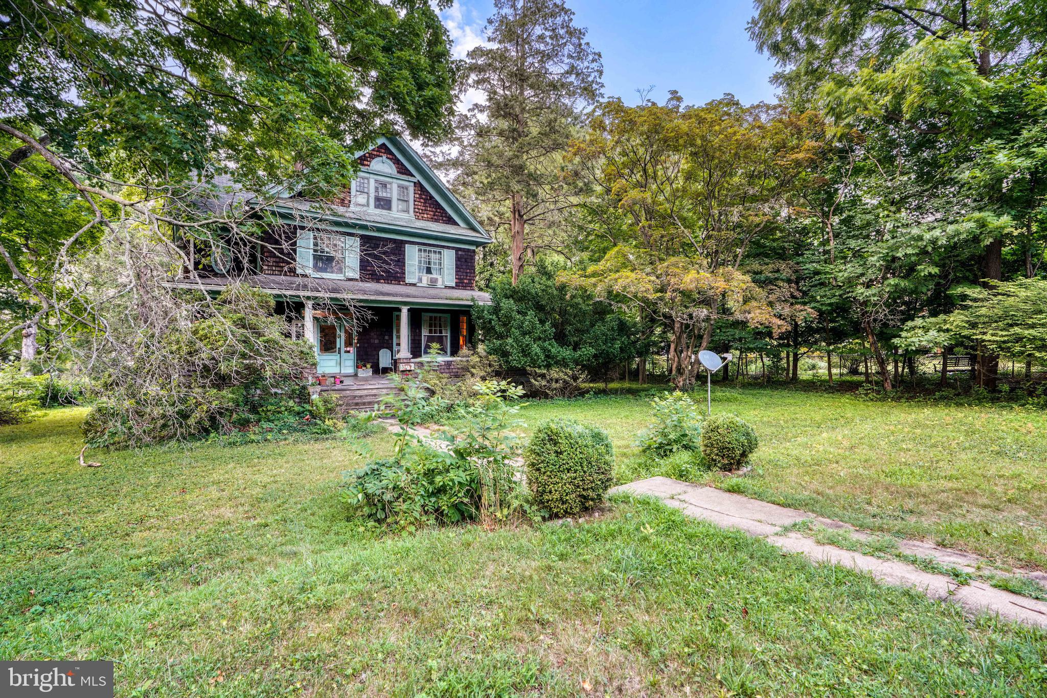 MOUNT WASHINGTON - Residential