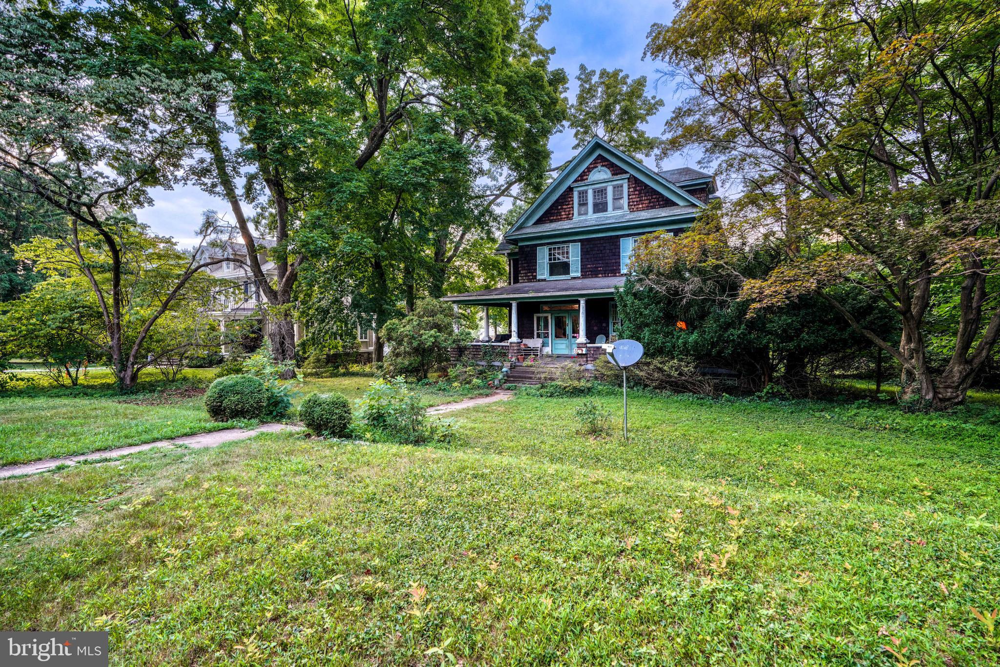 MOUNT WASHINGTON - Residential