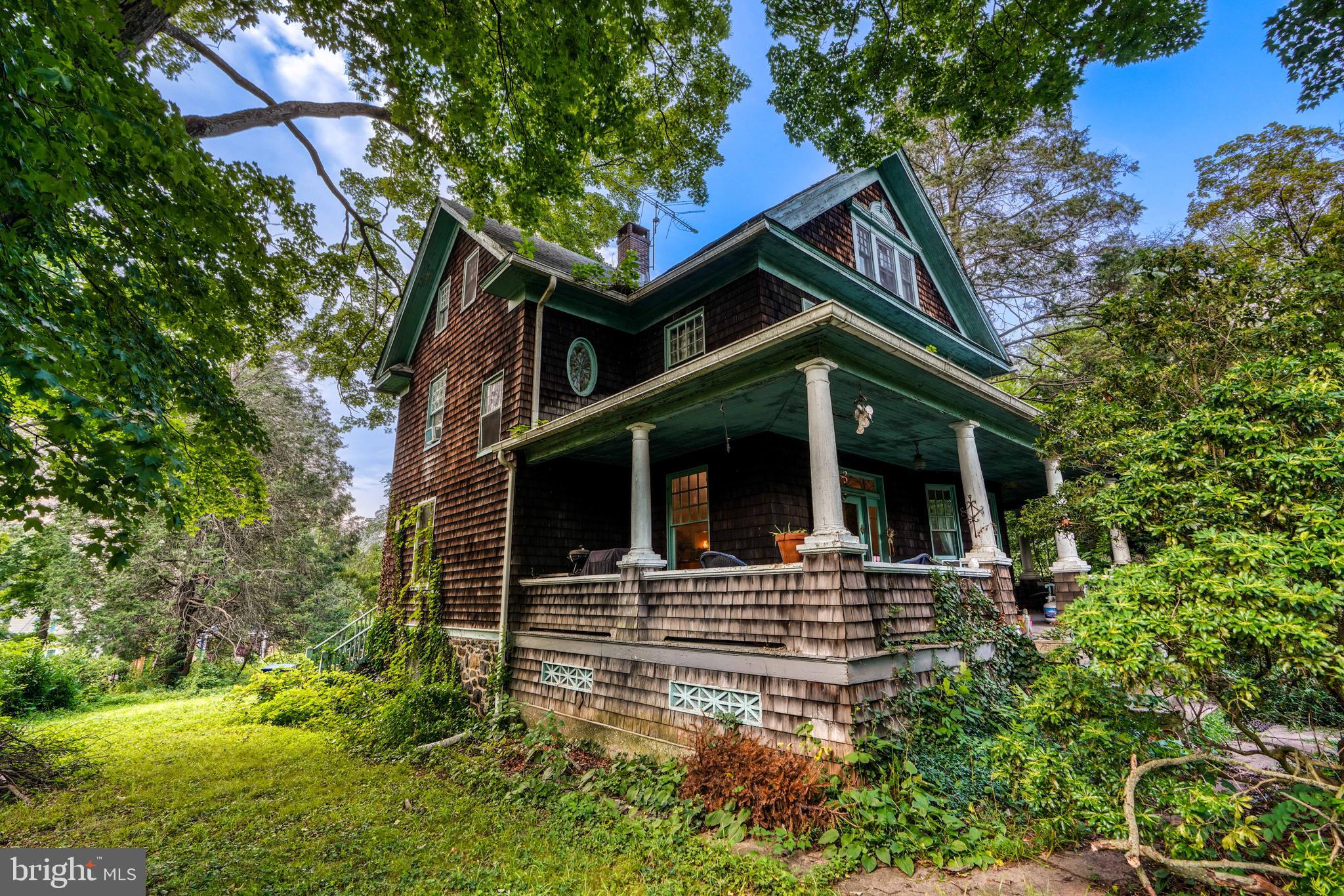 MOUNT WASHINGTON - Residential