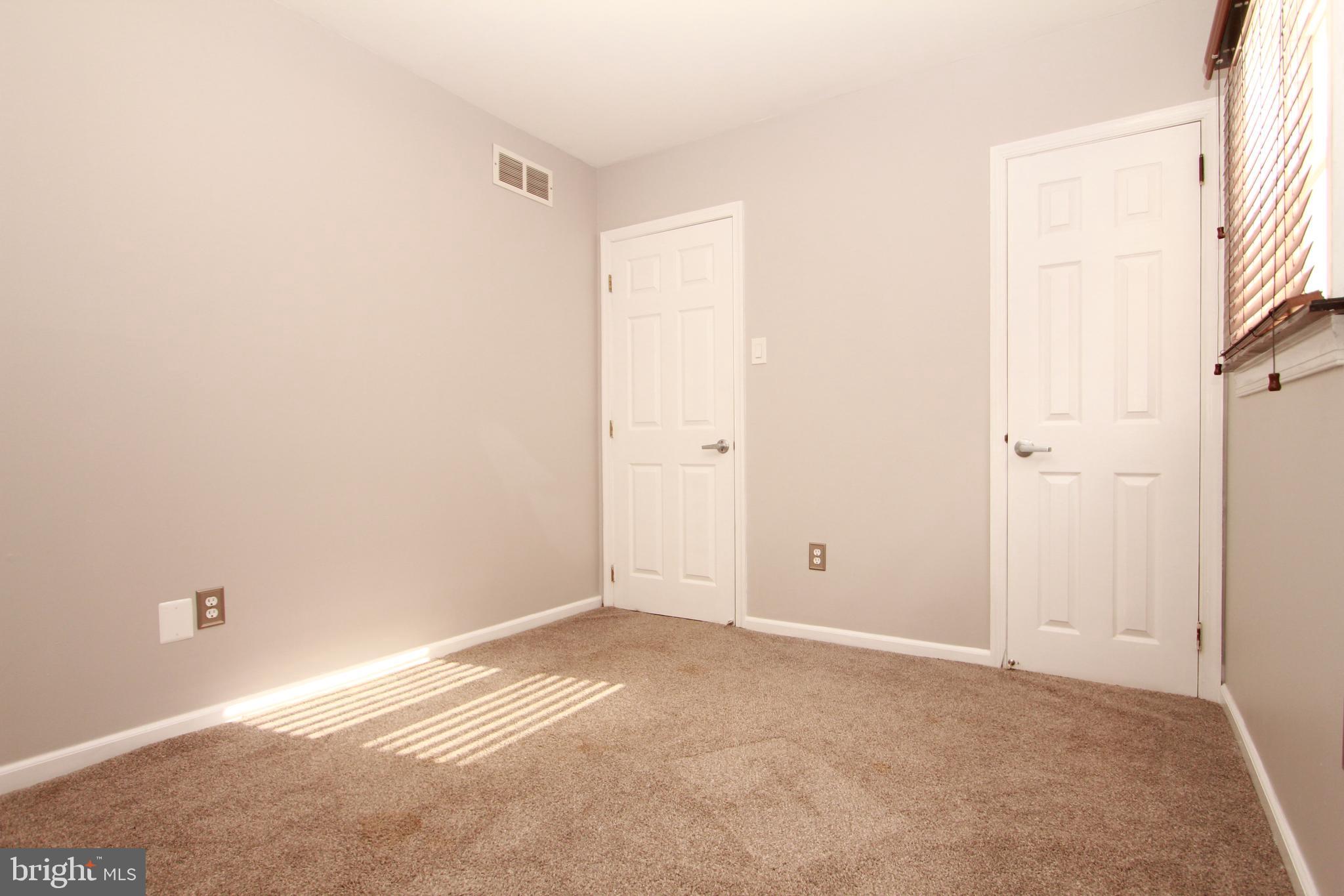 HOLME CIRCLE - Residential