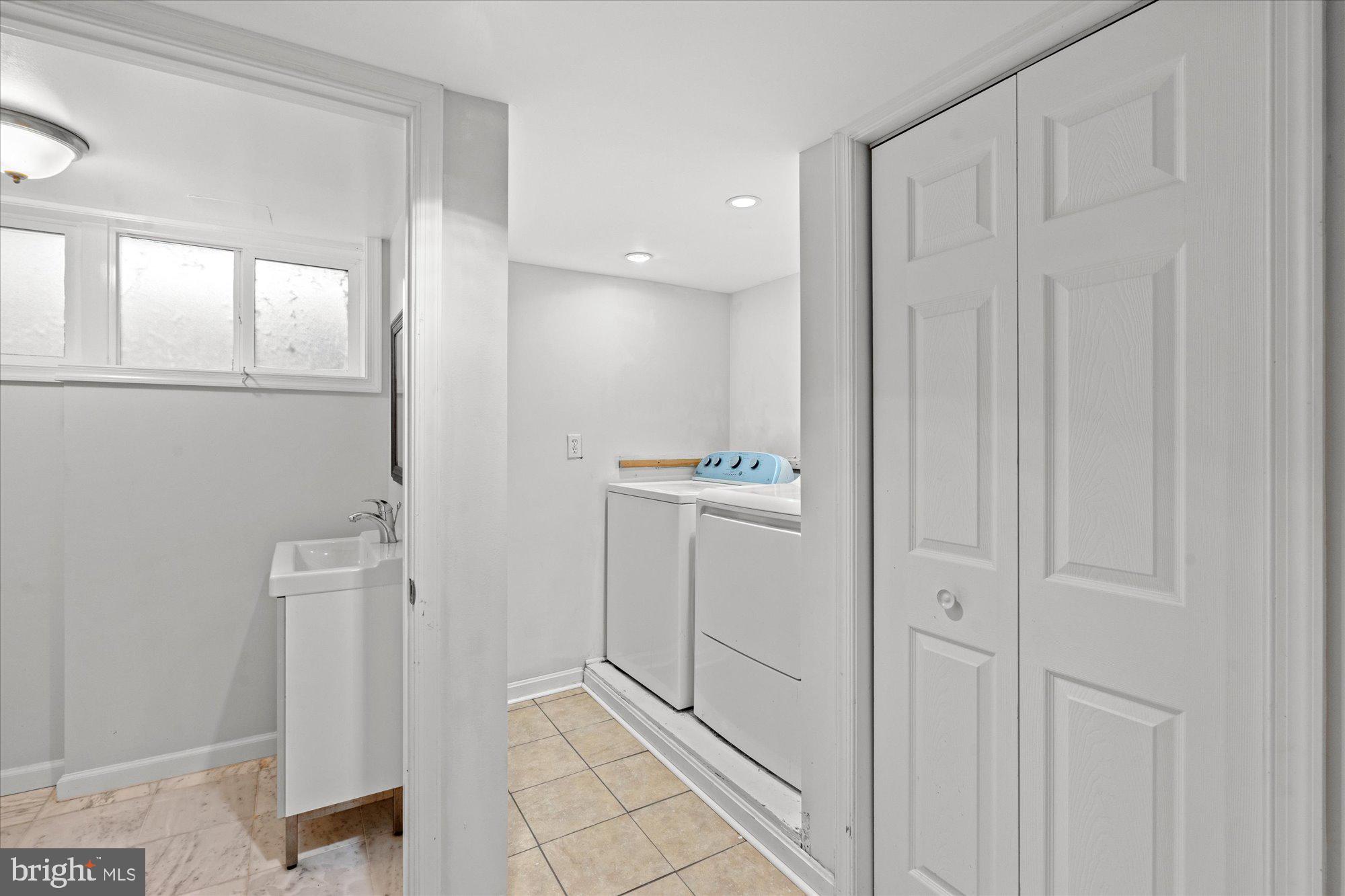 WESTGATE - Residential