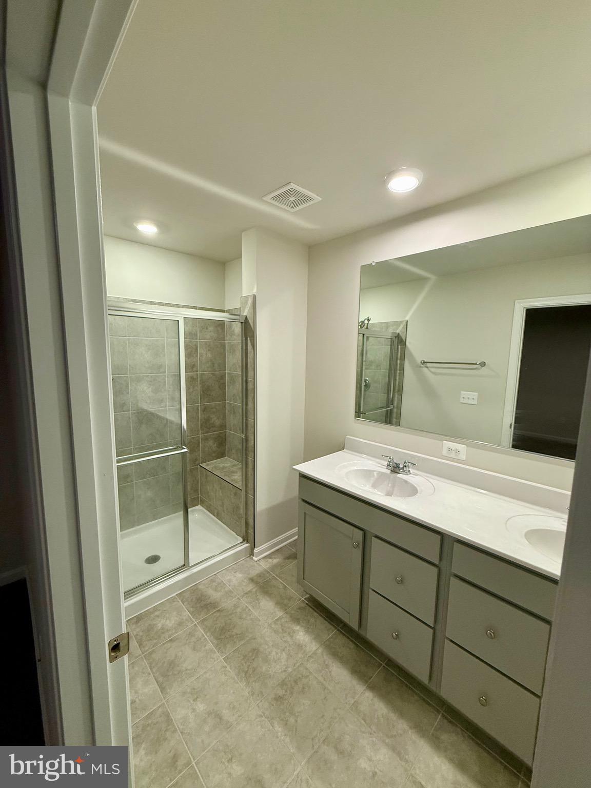 NORBORNE GLEBE - Residential Lease