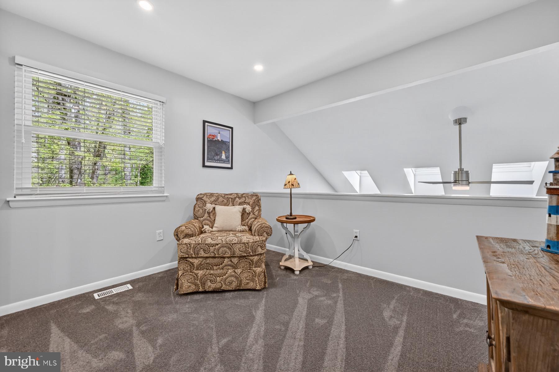 SOUTH RIVER SPRING LAKE - Residential