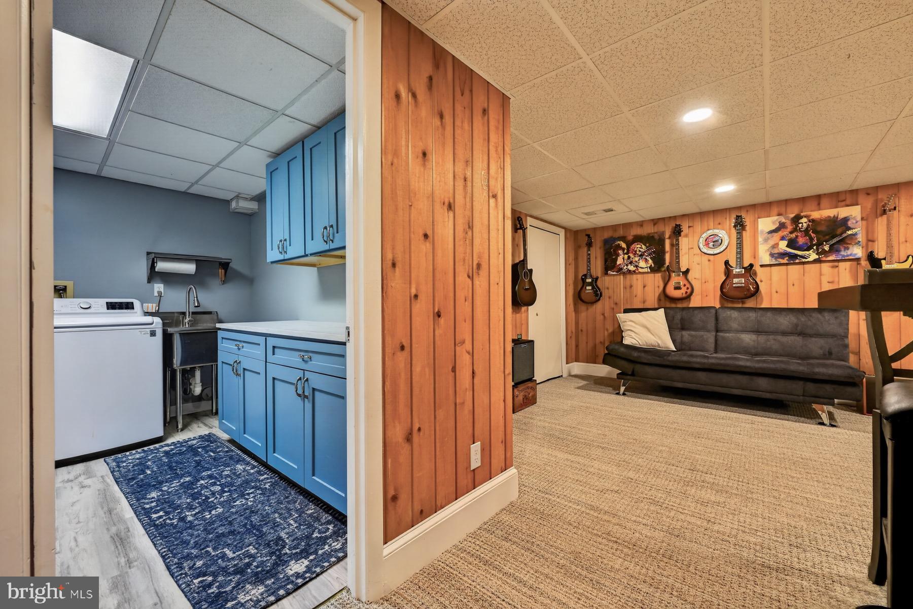 SOUTH RIVER SPRING LAKE - Residential